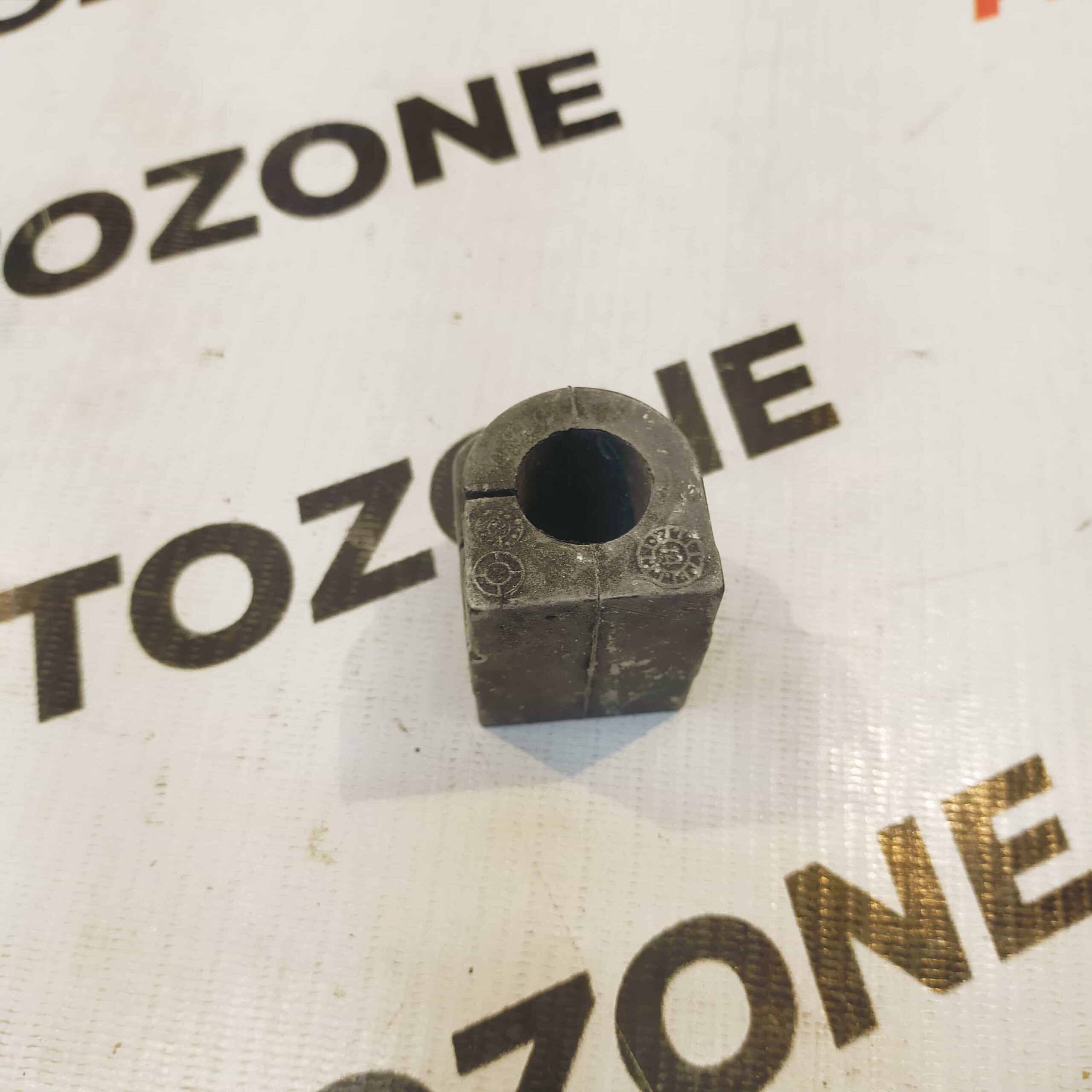 BALANCE ROD BUSH ASPIRE FORD E4BZ5484A