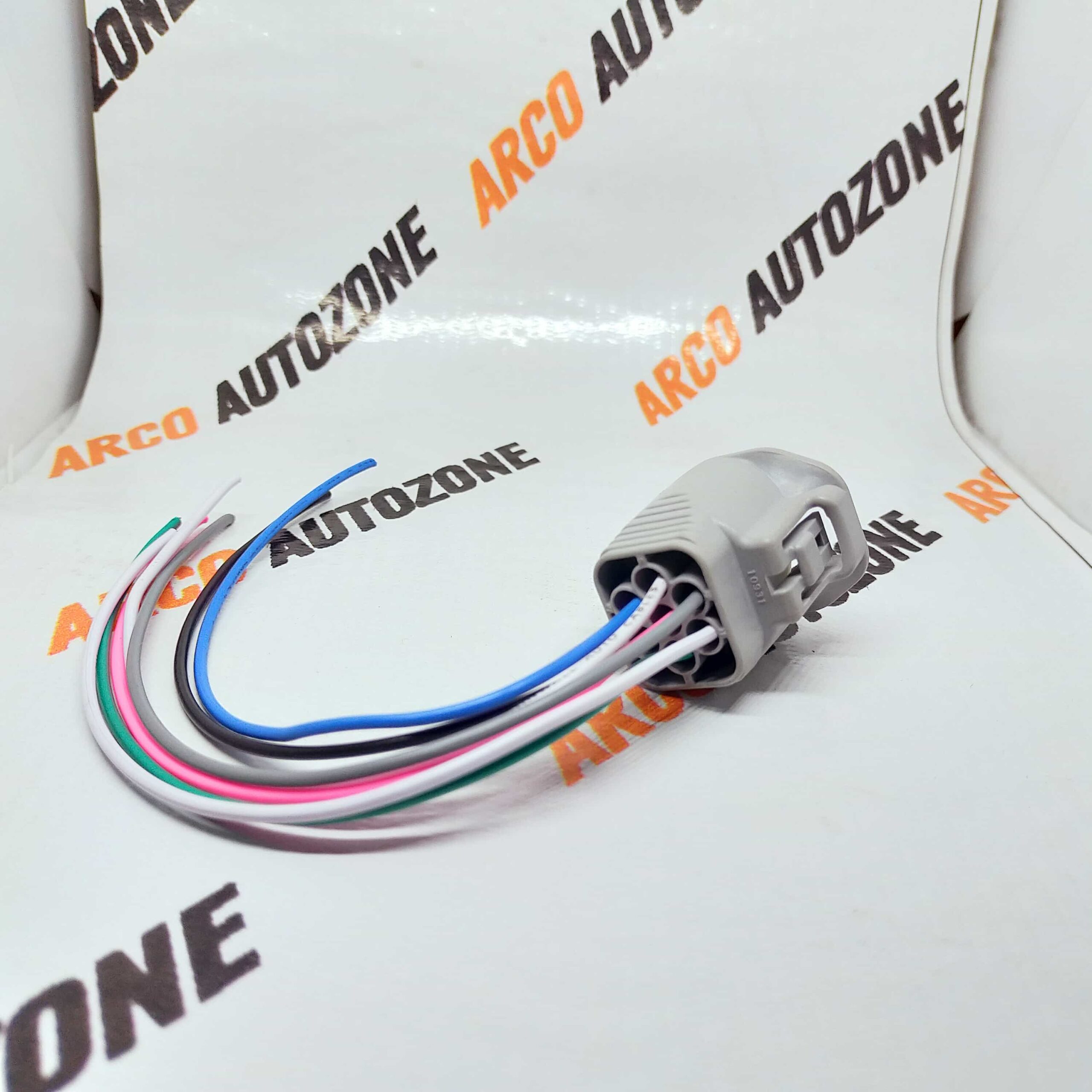 COUPLER CIAZ SWIFT 18 BALENO GLANZA PROJECTOR 7 PIN