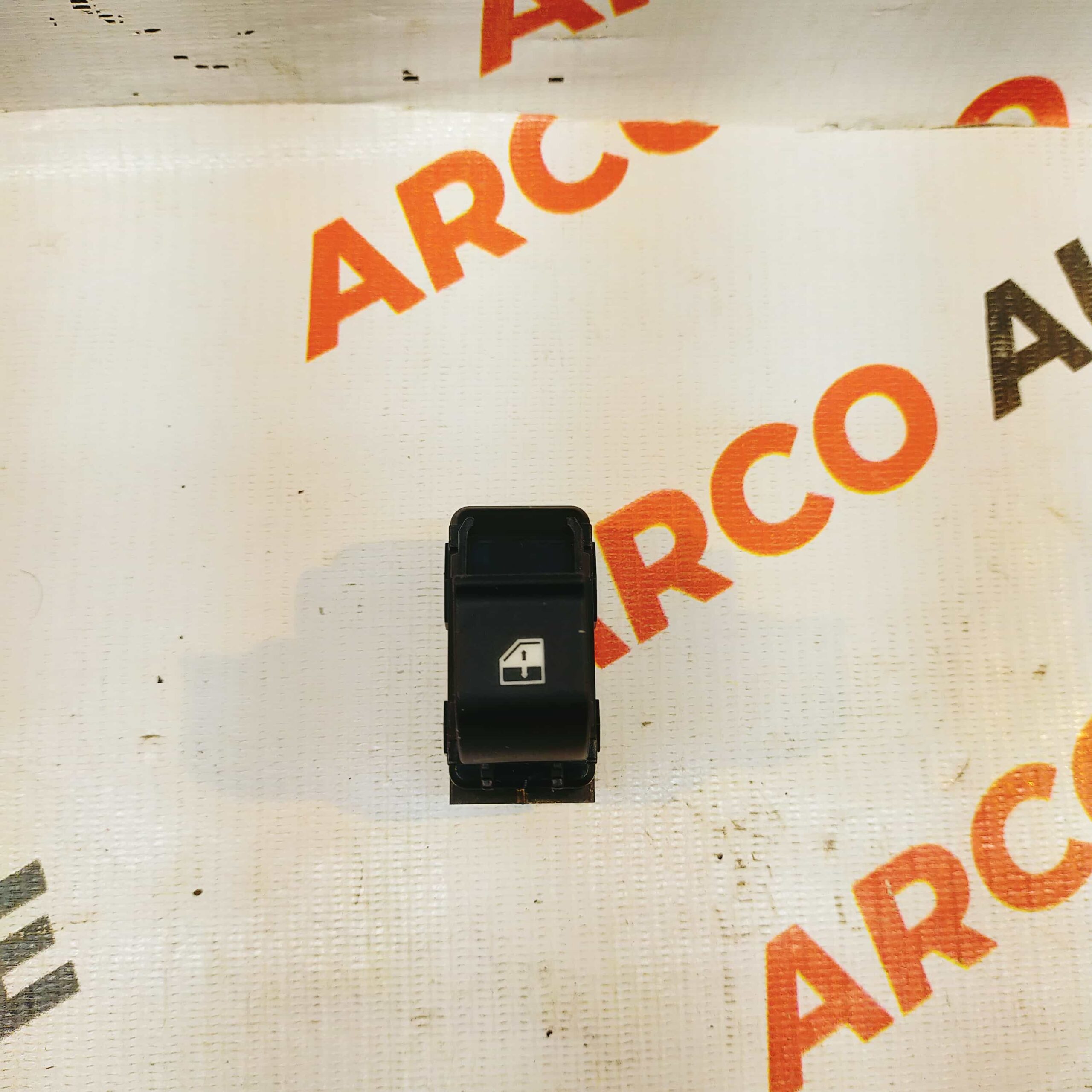 POWER WINDOW SWITCH SINGLE ZEST BOLT TIGOR TIAGO NEXON MINDA S22147000M00
