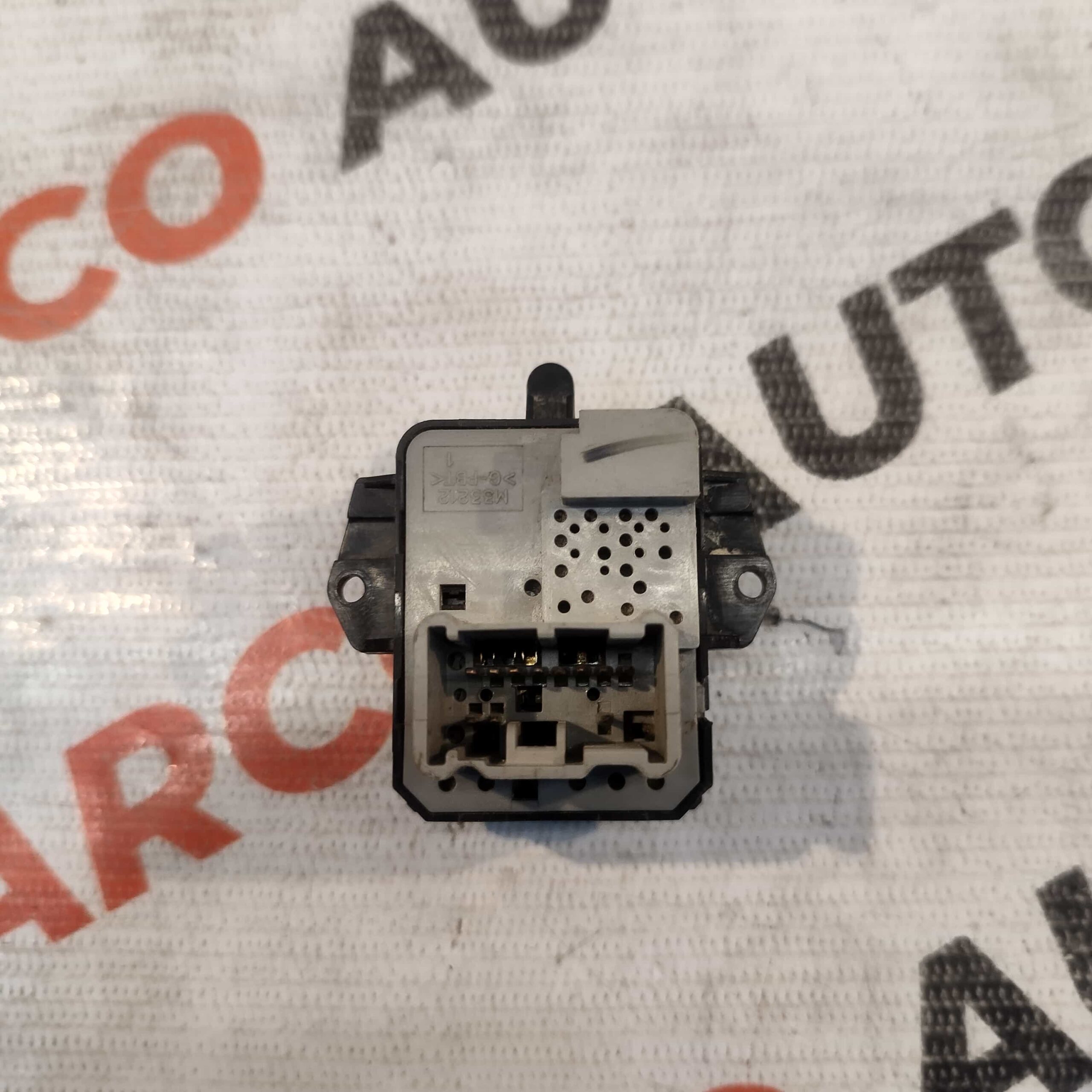 SIDE MIRROR SWITCH AMAZE BRIO AUTOFOLD IMP 35190TY0J01