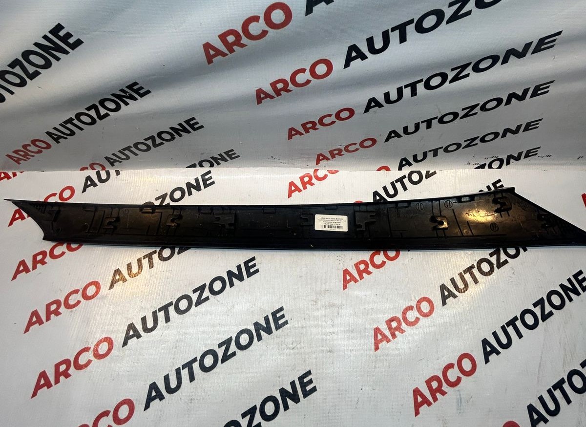 GARNISH ASSY DELTA RIGHT SELTOS 86260Q6000 SEMI USED KIA001171