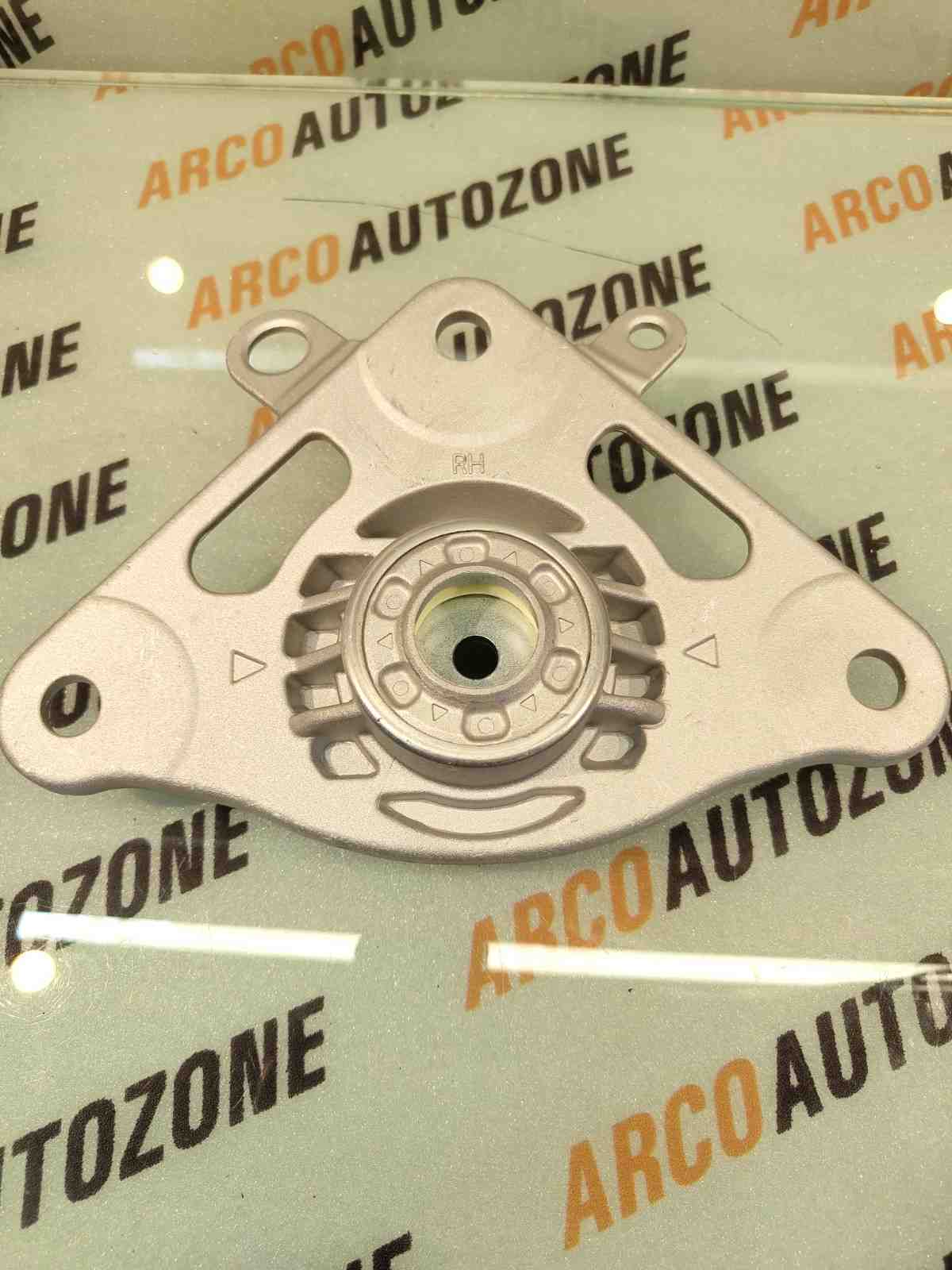 REAR SHOCKER MOUNT COMPASS RIGHT IMP 51936582