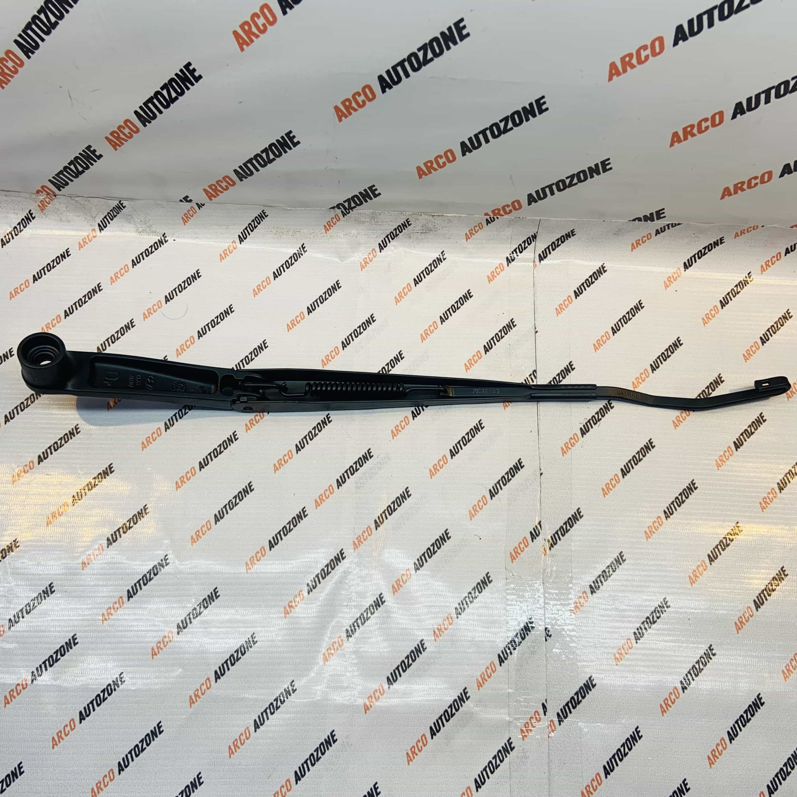 WIPER ARM VENUE RIGHT