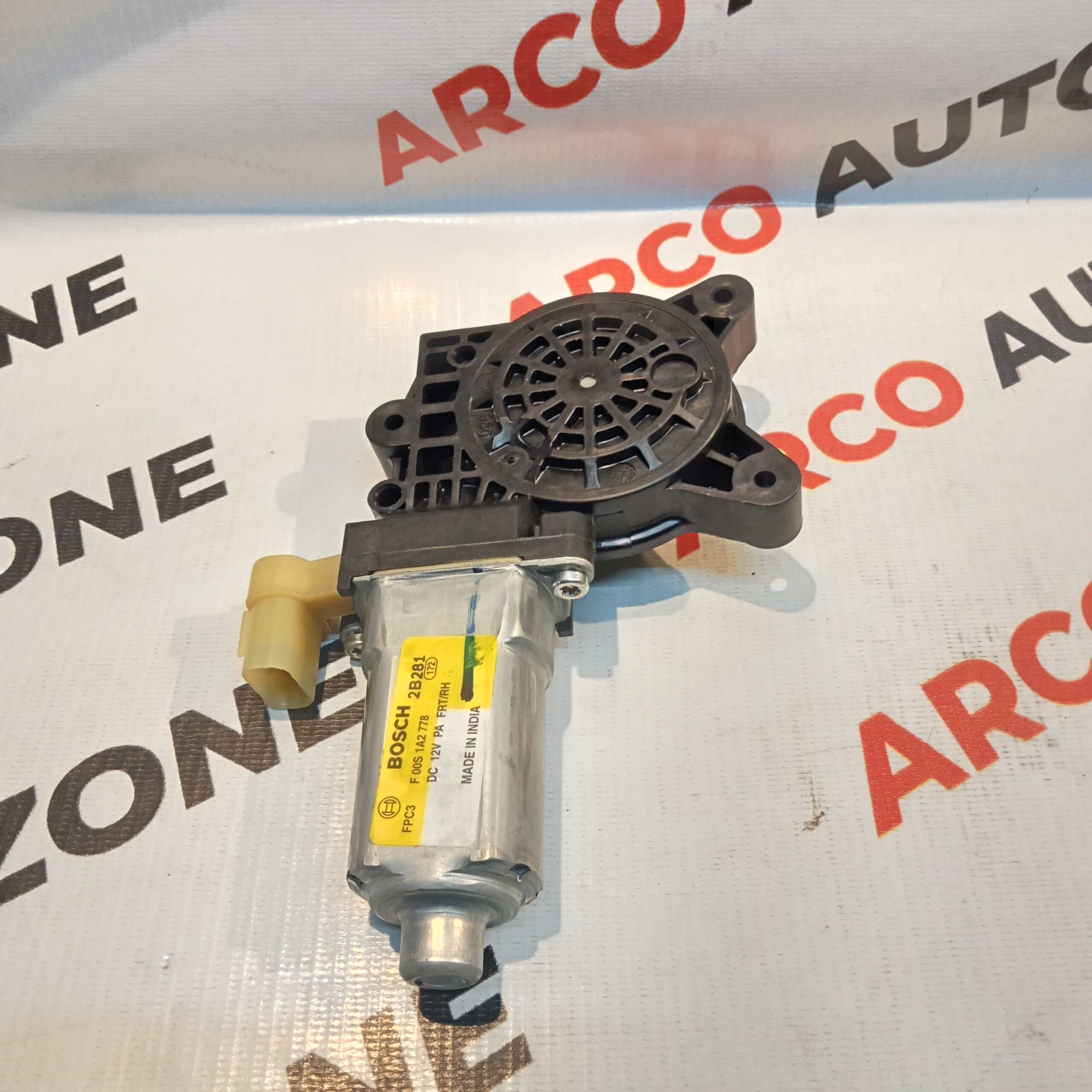 POWER WINDOW MOTOR I10 2007 TO 13 FRONT RIGHT HYU 988200X110