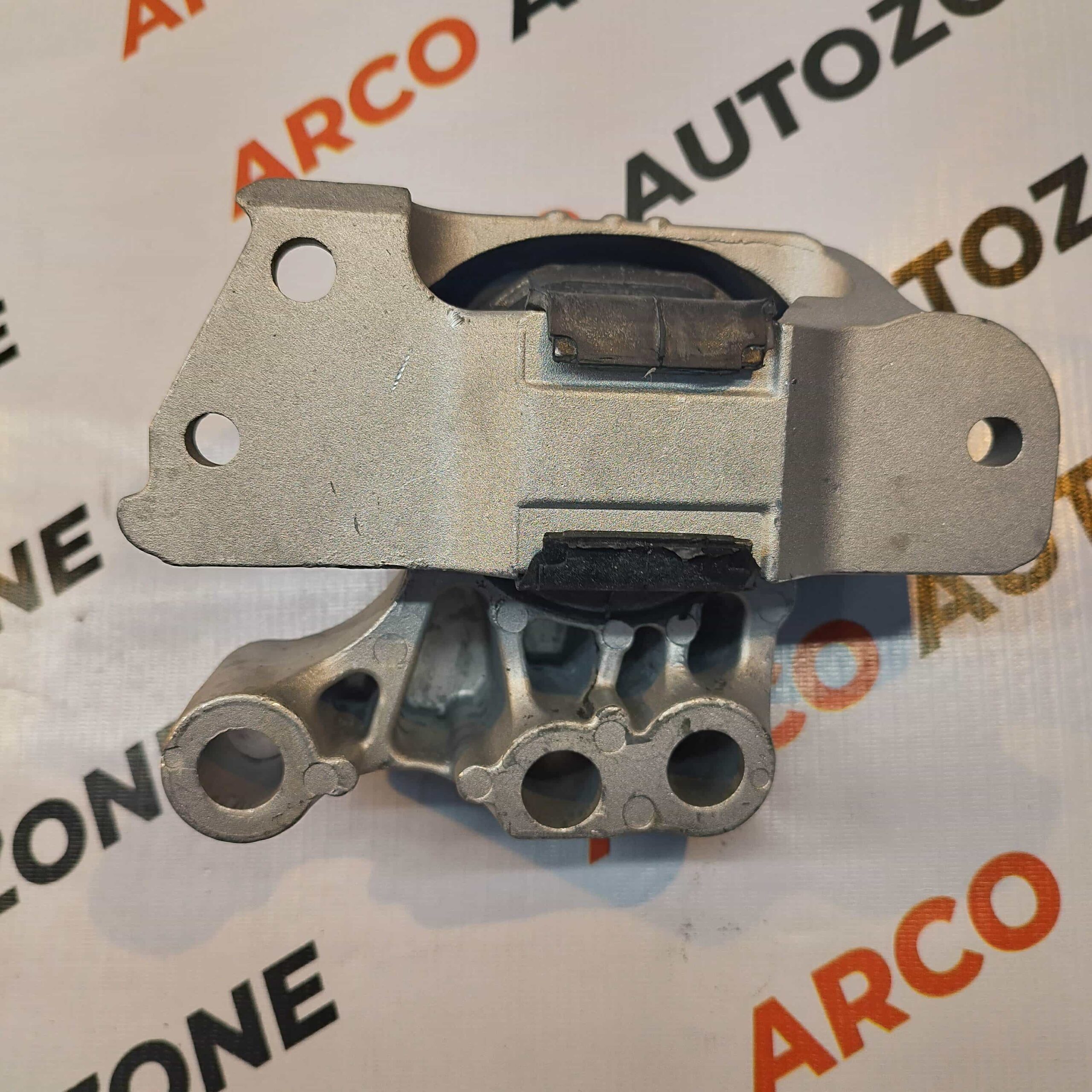 ENGINE MOUNTING RIGHT COMPASS DIESEL YUBOH 68254299AB