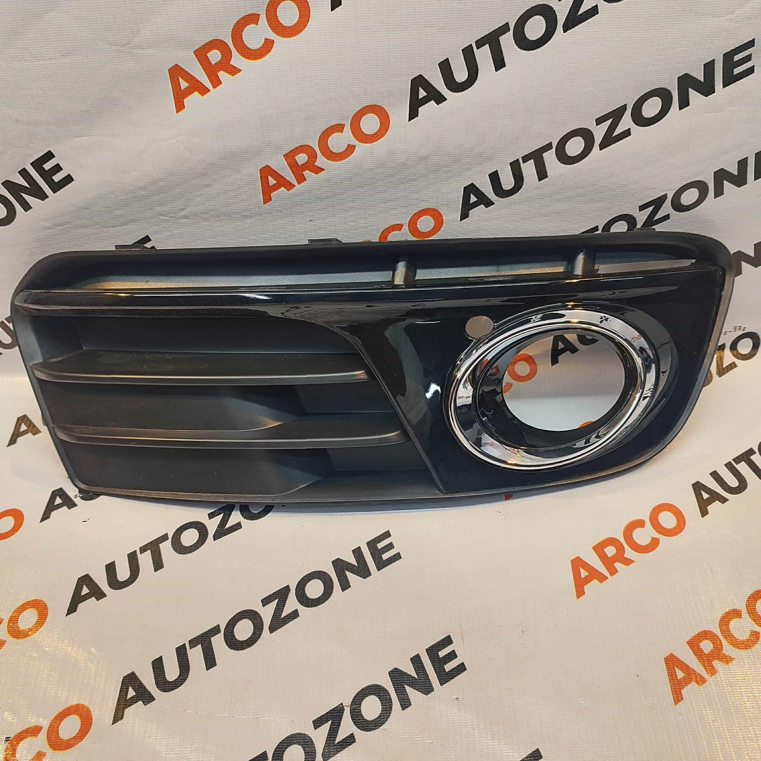 FOG LAMP COVER AUDI Q5 CHROME RIGHT T1