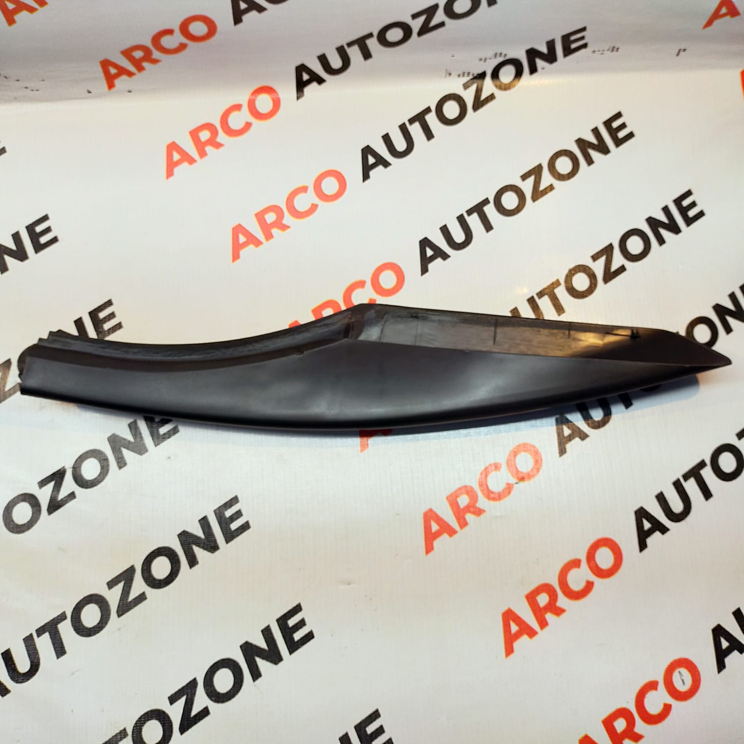 BODY ROOF TRIM FRONT ROOF RAIL FORTUNER RIGHT ACC TYD011173 634910K010