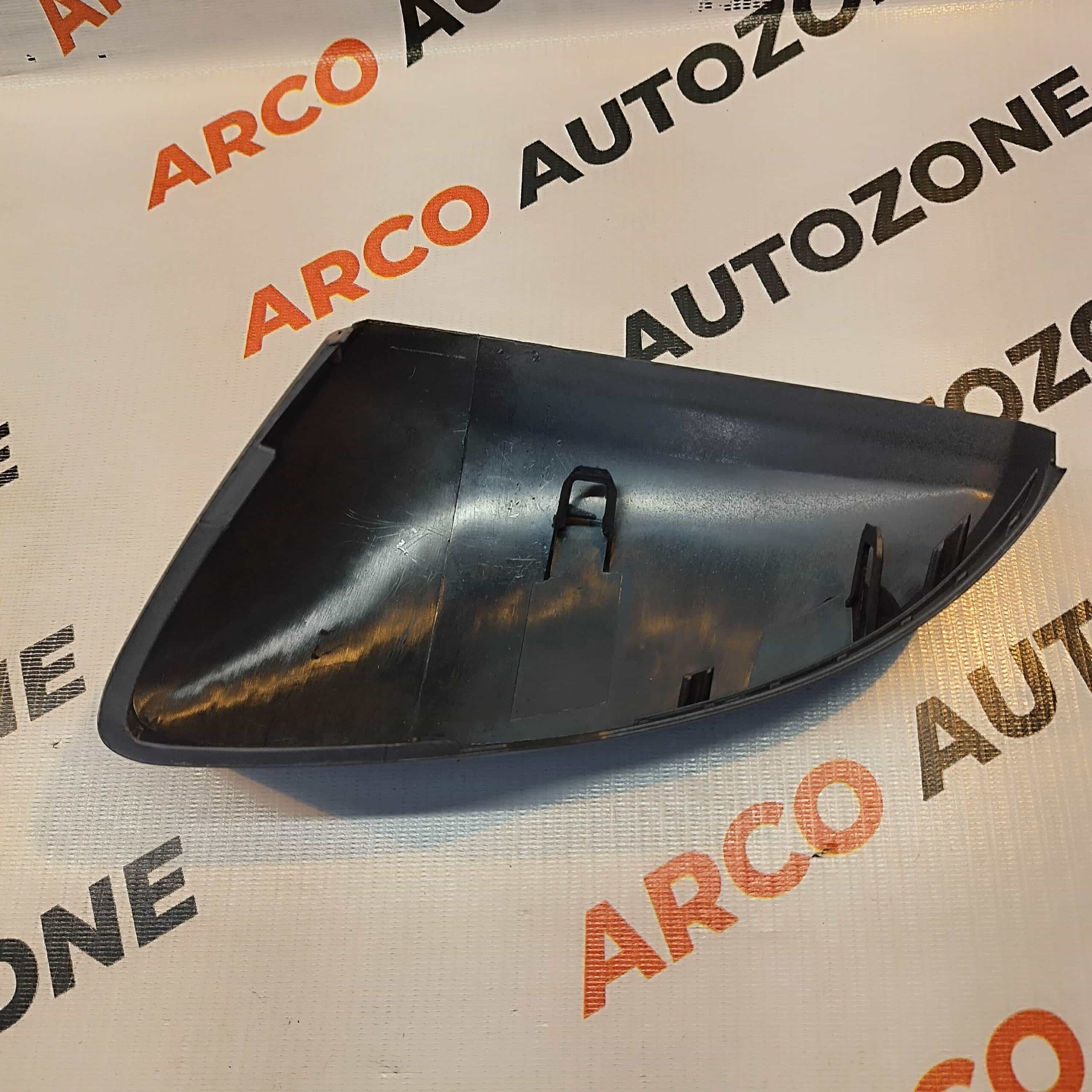 SIDE MIRROR COVER OCTAVIA RIGHT 2014