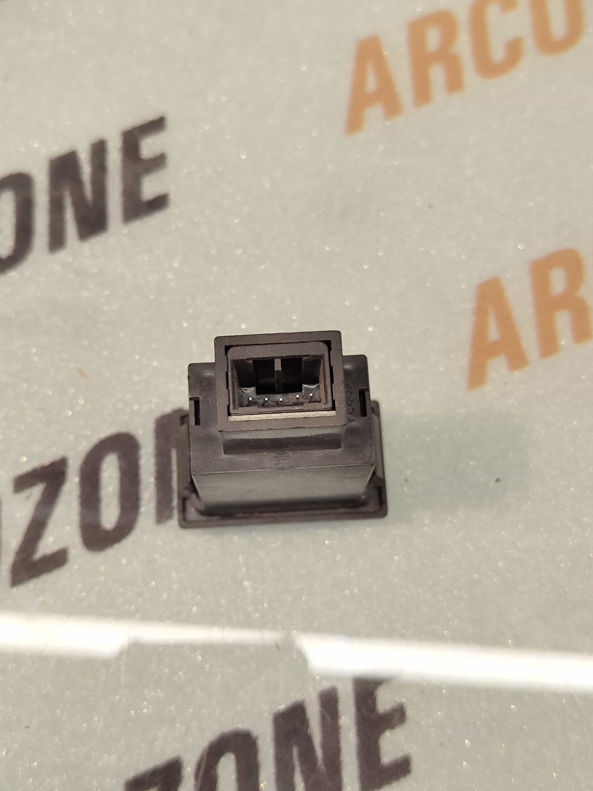 FOG LAMP SWITCH UNIVERSAL 5 PIN