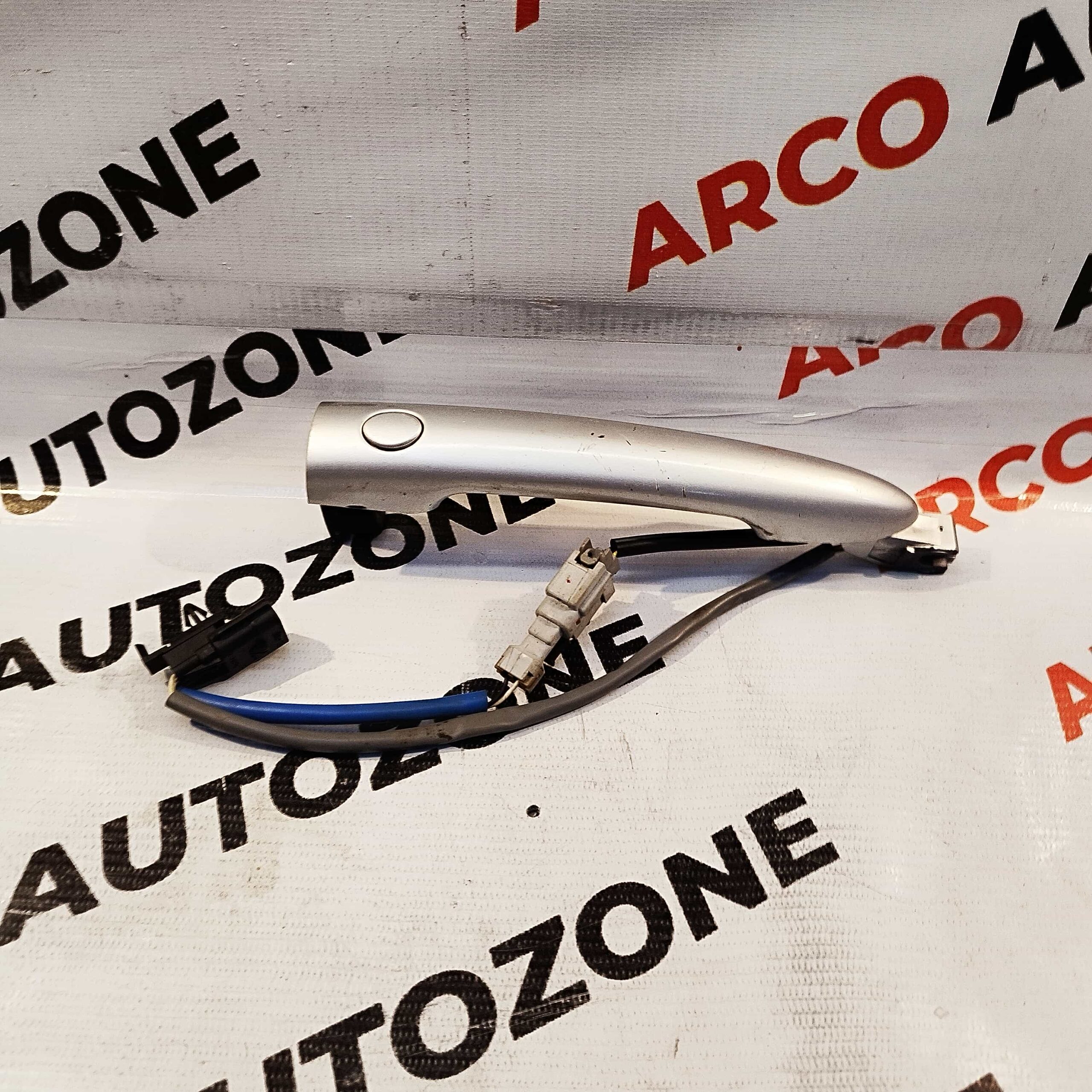 OUTER HANDLE KOLEOS WITH SNSR FRONT RIGHT REAR RIGHT