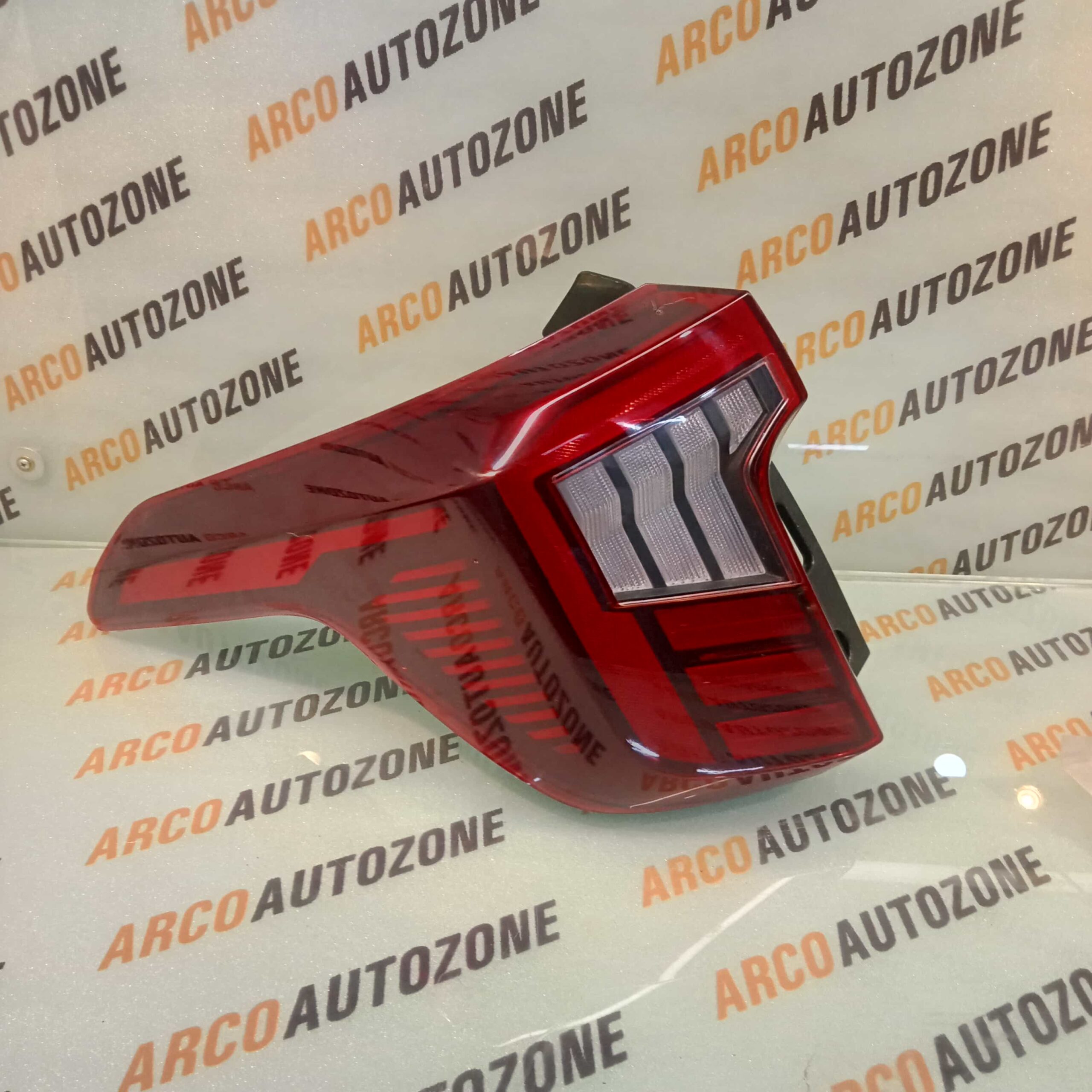 LIGHTING TAIL LIGHT SELTOS T2 LEFT LOT