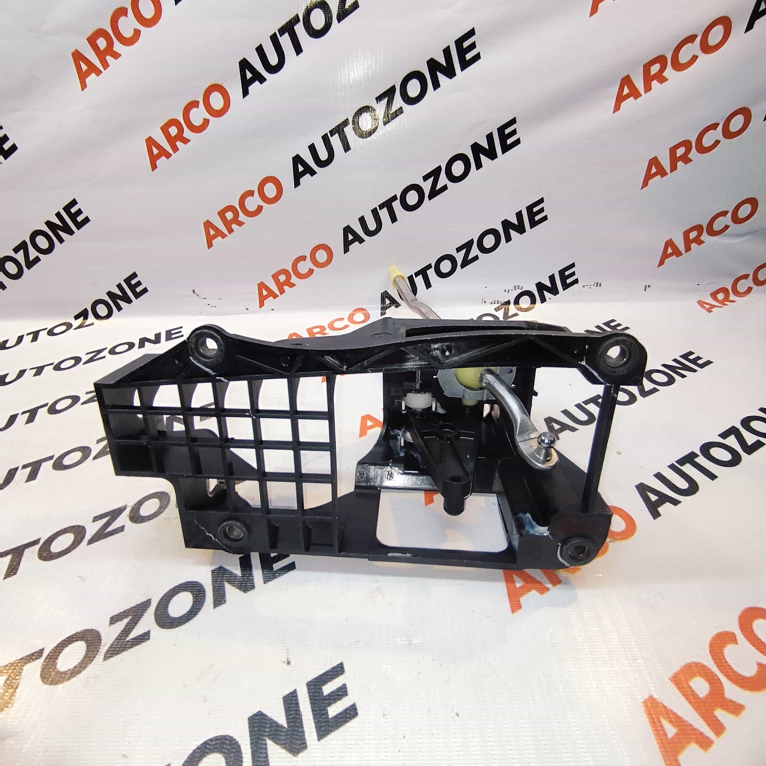 GEAR LEVER ASSY PULSE MICRA SCALA SUNNY 341011HC0A