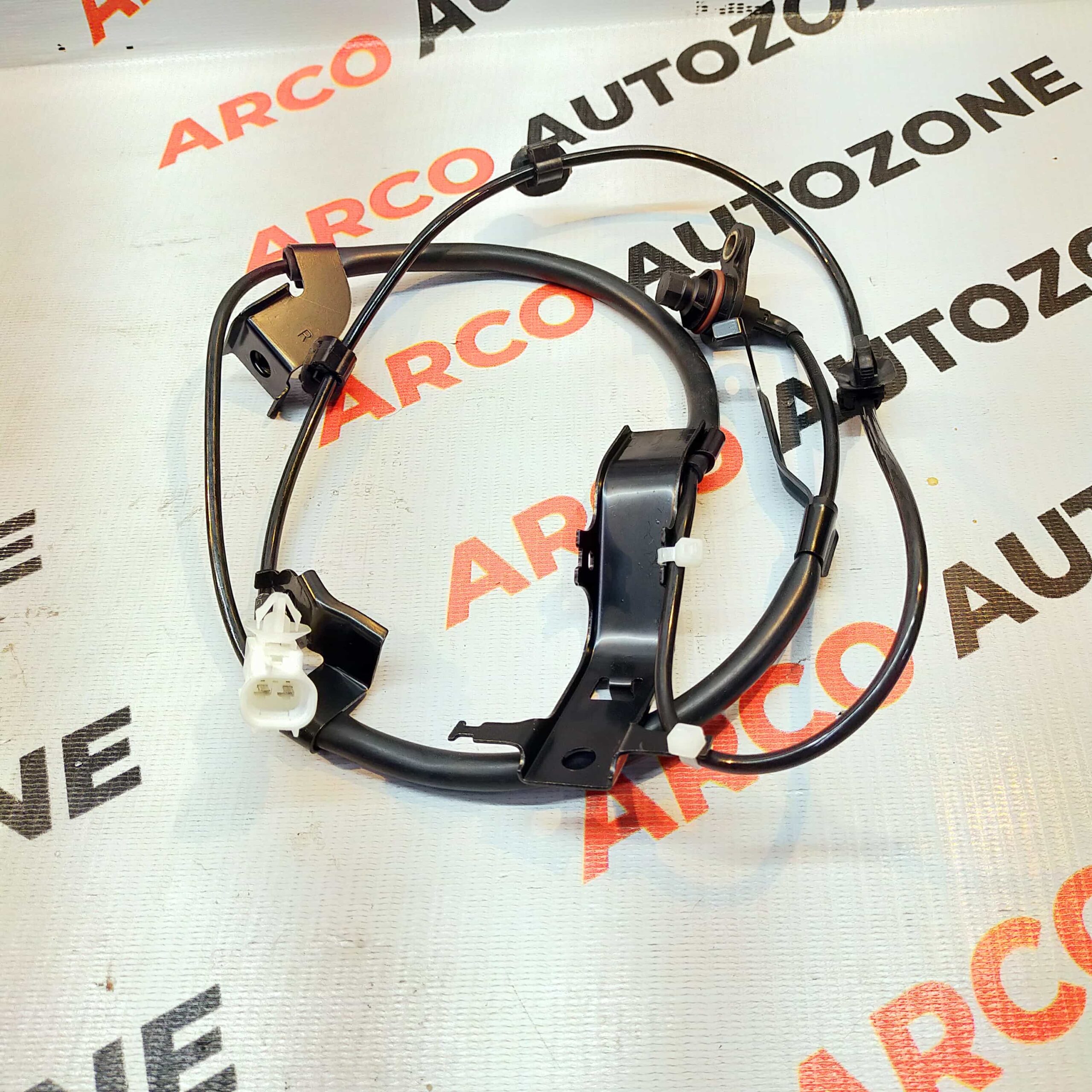 ABS SENSOR INNOVA CRYSTA FRONT RIGHT 895430K010
