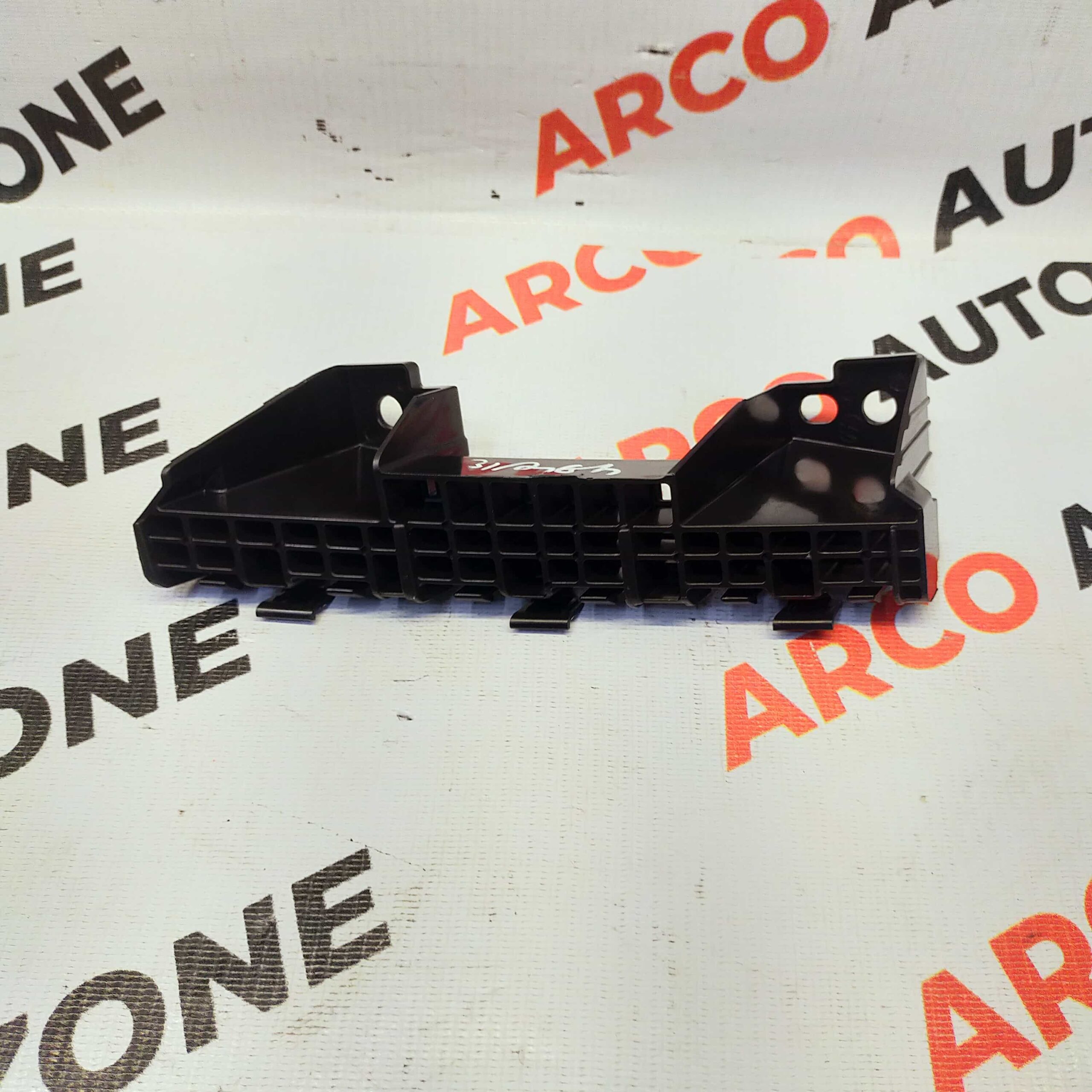 HEAD LIGHT BRACKET BREZZA RIGHT MGP 71733M82P00