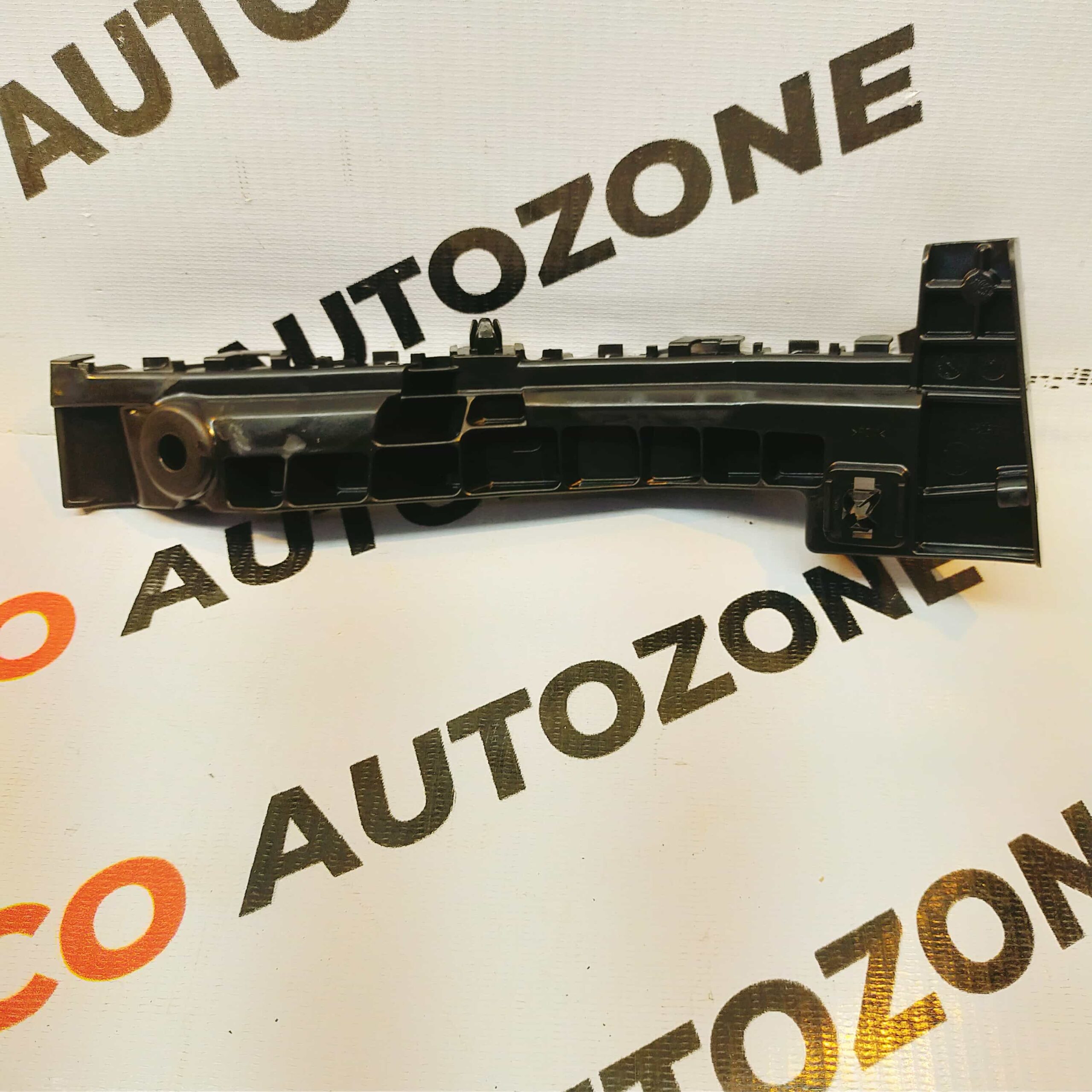 FRONT BUMPER BRACKET RIGHT BREZZA 16 MGP 71731M82P01