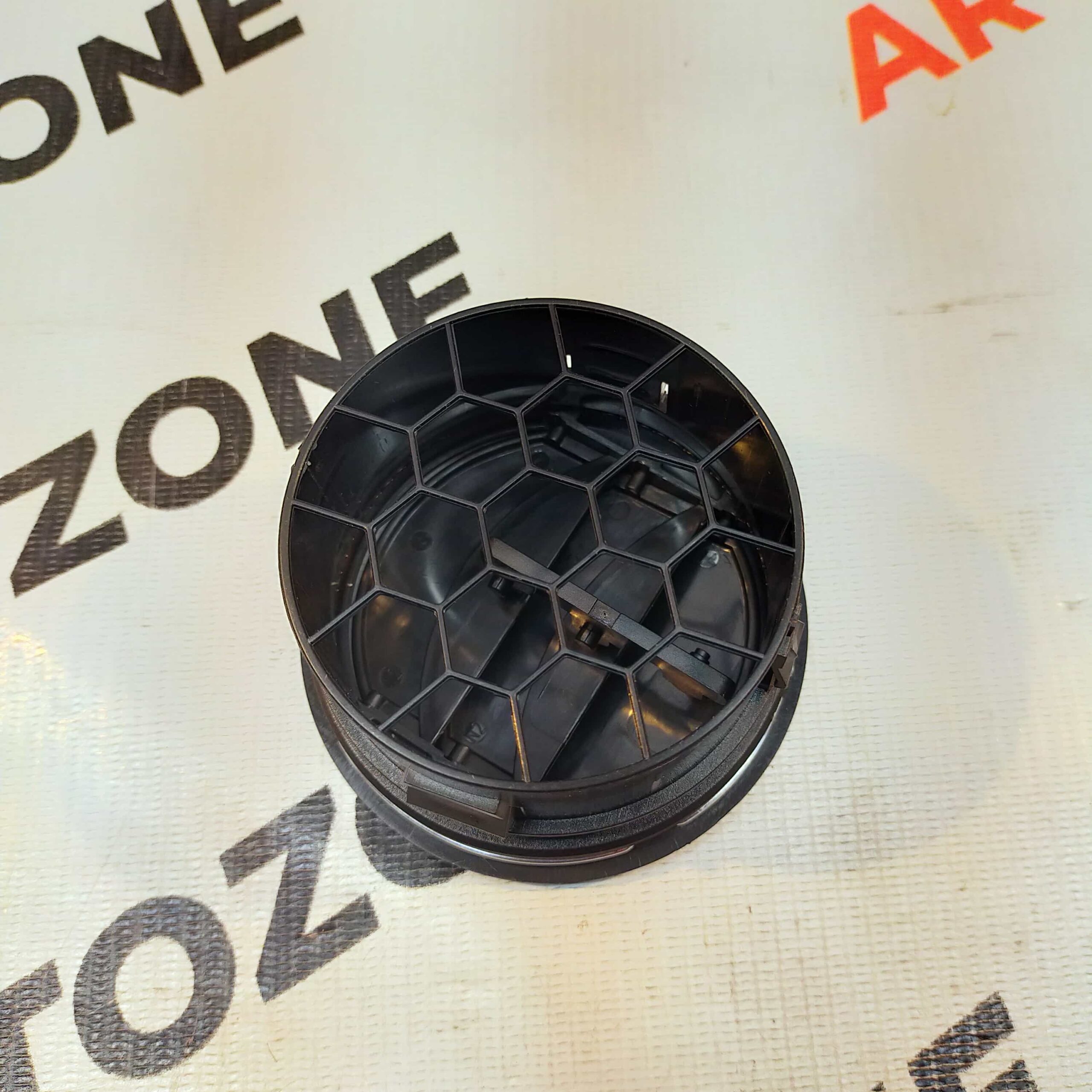 AC VENT ALTO800 WAGONR SWIFT T1 MGP 73630M75J00P4Z