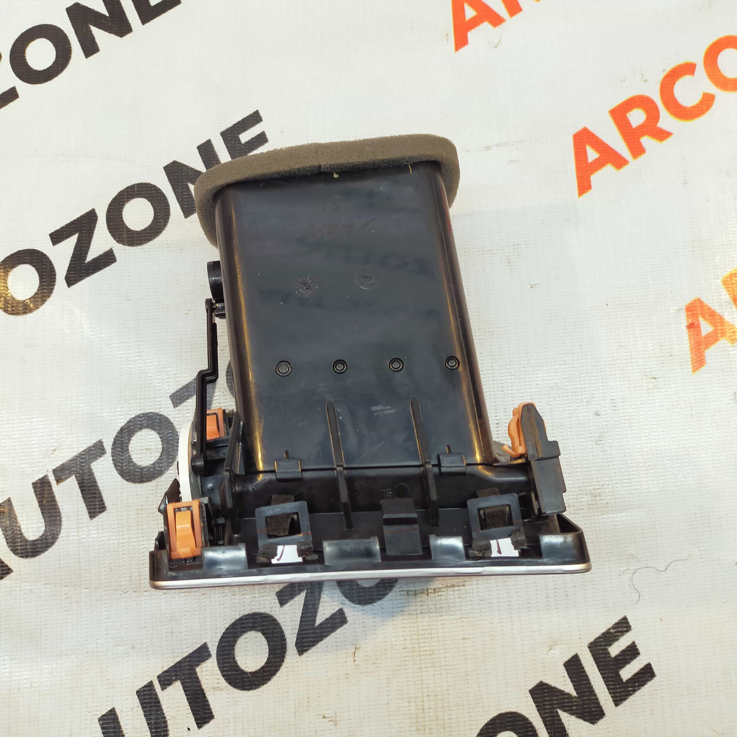 AC VENT CIAZ ALL LEFT SILVER MGP 73640M79M00BJC