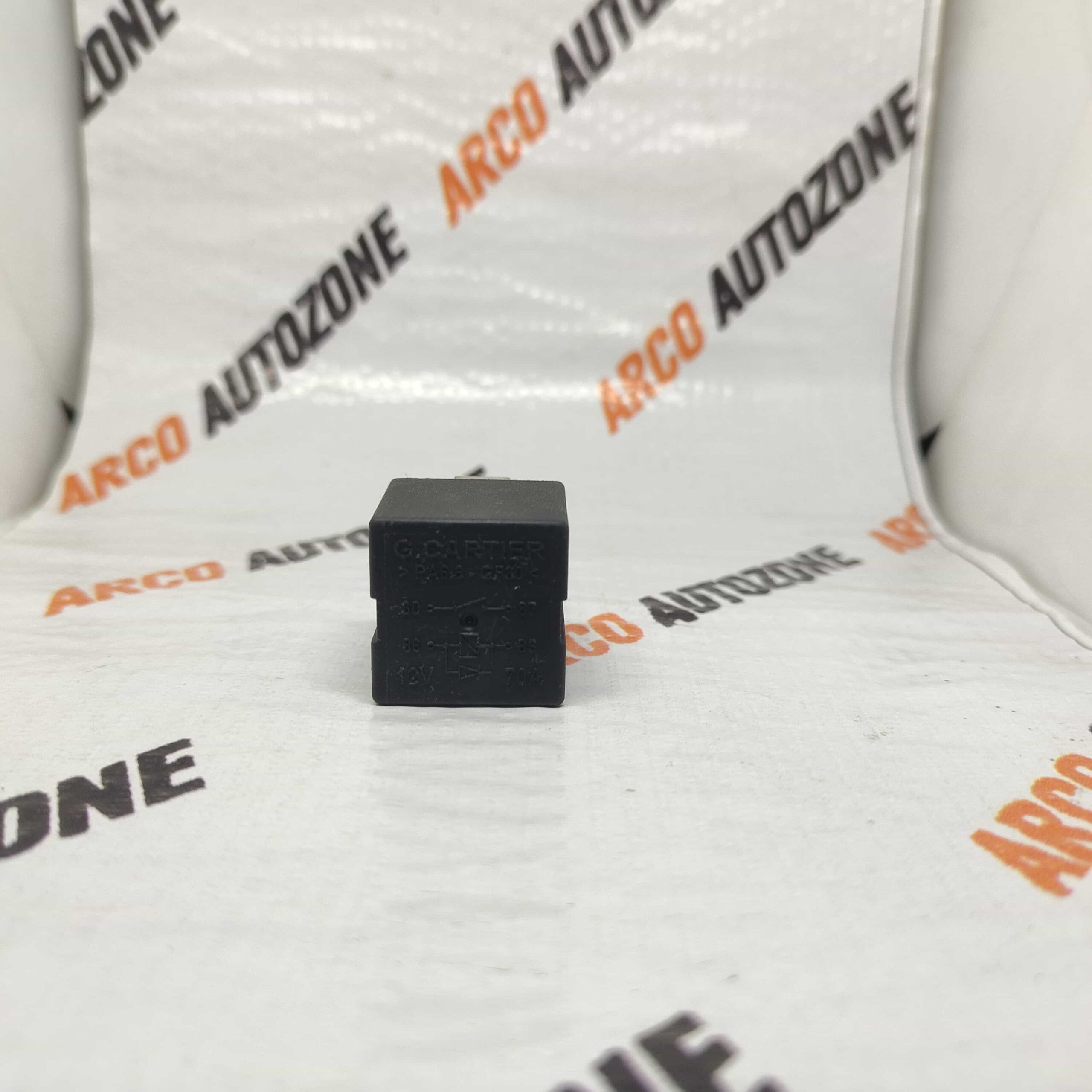 RELAY MINI 4 PIN 2 LEG BIG 2 SMALL
