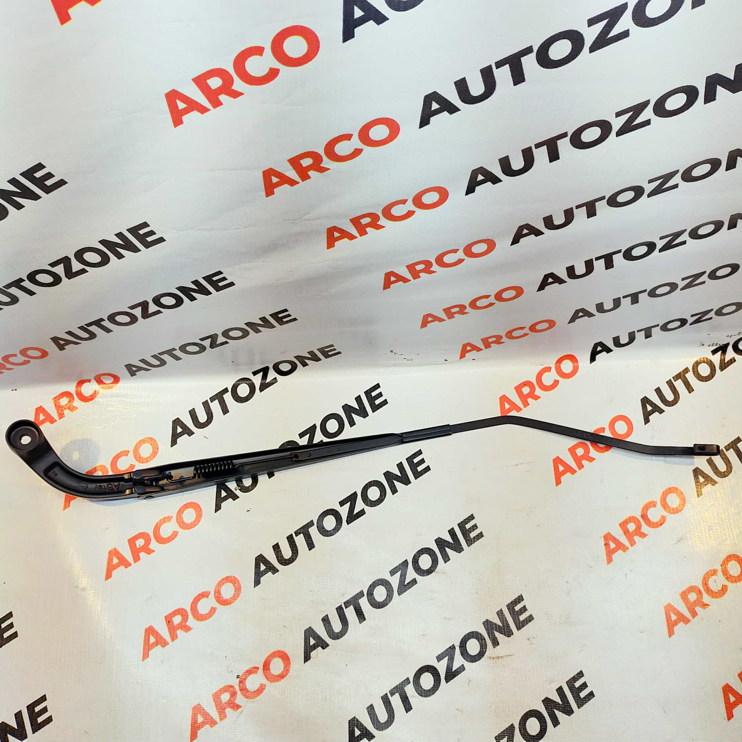 WIPER ARM AMAZE 18 LEFT LOT