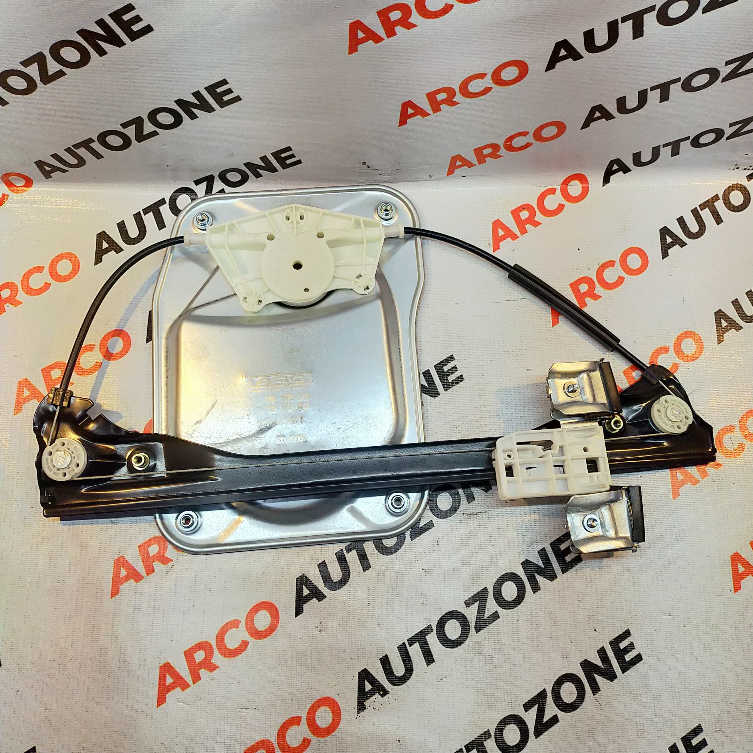 GLASS MACHINE FABIA FRONT LEFT WITHOUT MTR DIAMOND 5J4837461