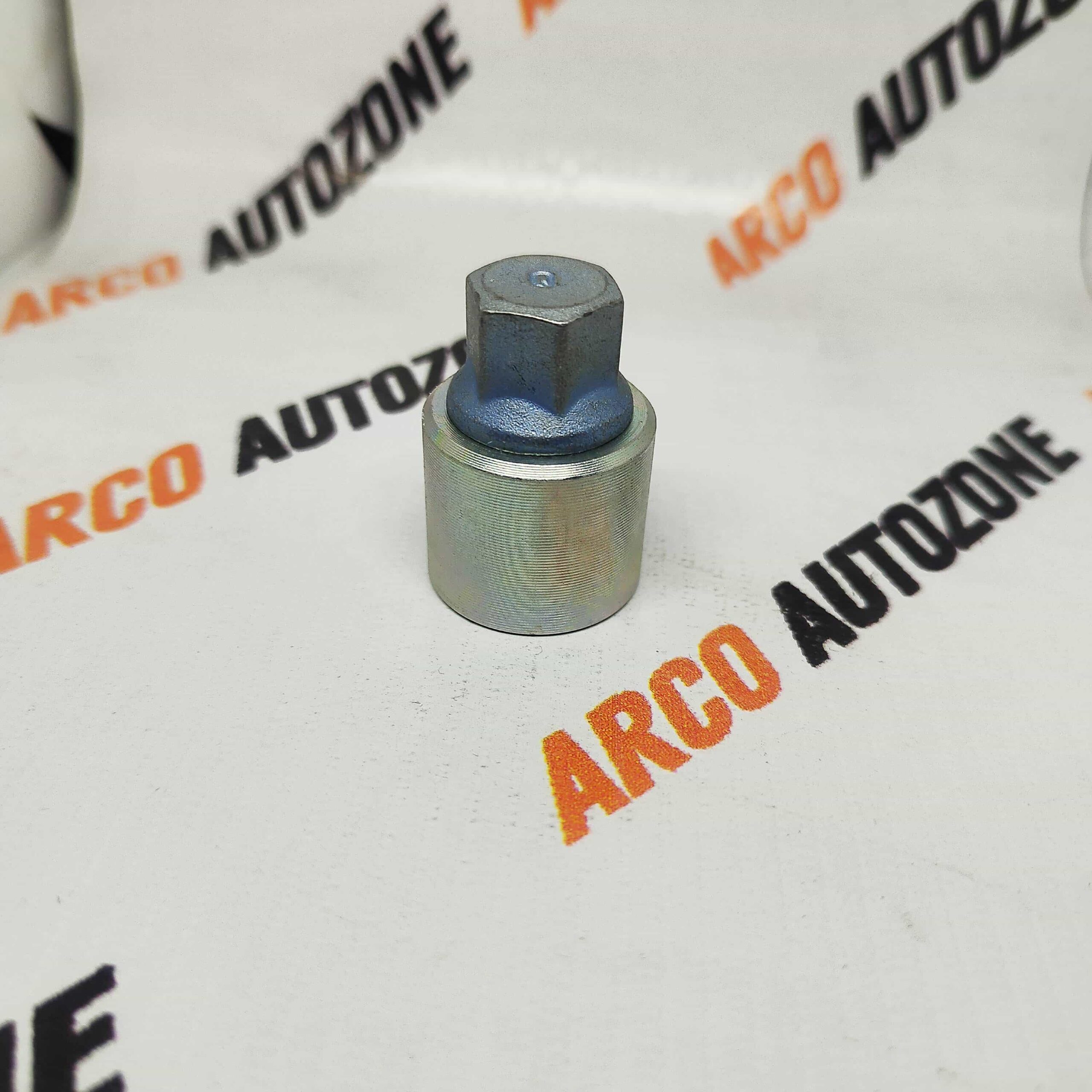SPECIAL WHEEL NUT AUDI 5 Q