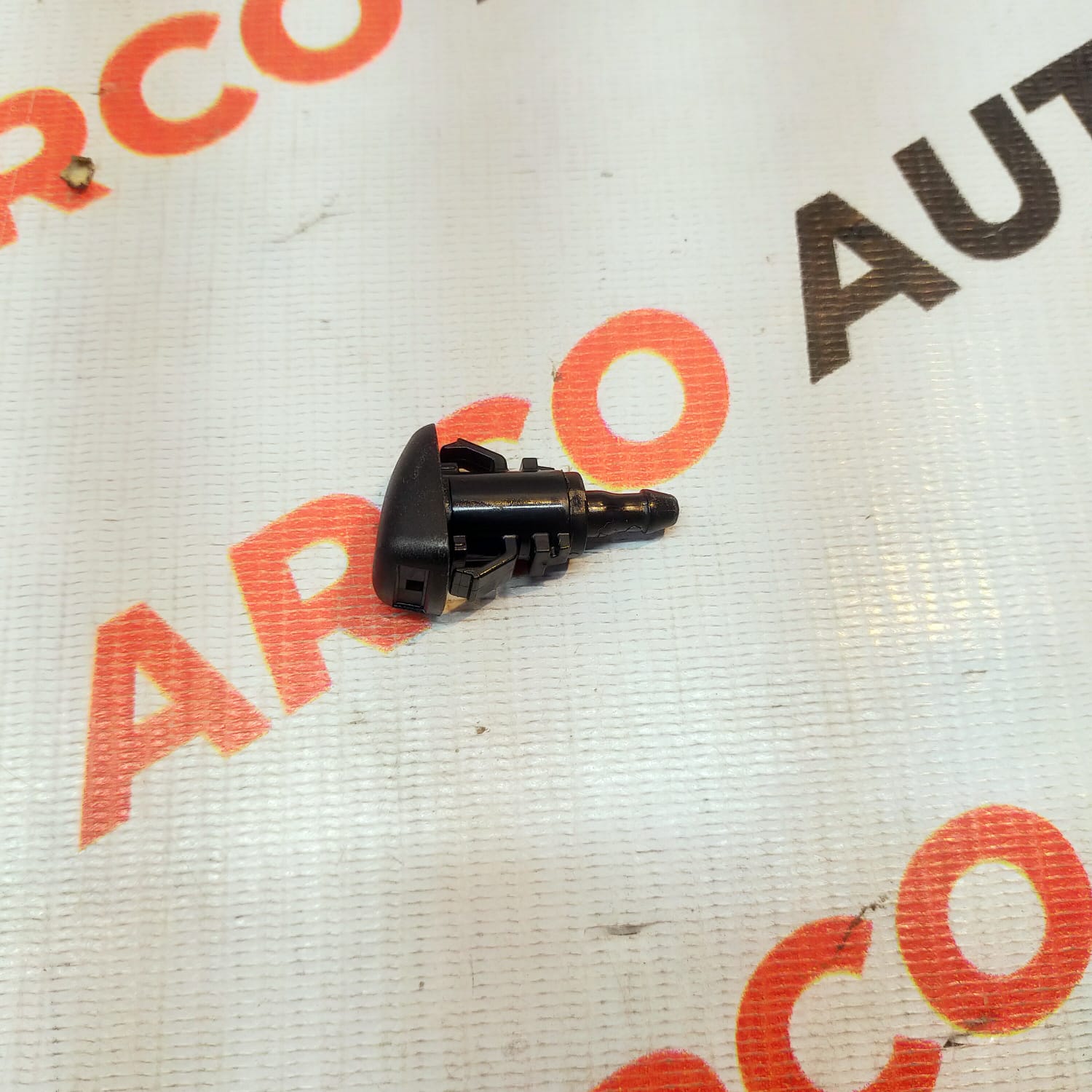 WIPER NOZZLE CRETA NIOS AURA FLUDIC EON GRAND HYU 986302K100