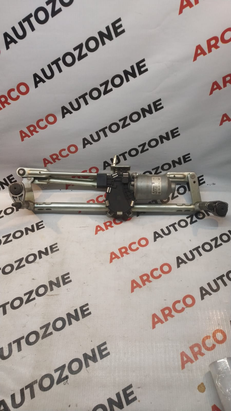 WIPER LINKEAGE WITH MOTOR POLO VENTO VW 6RG955023A