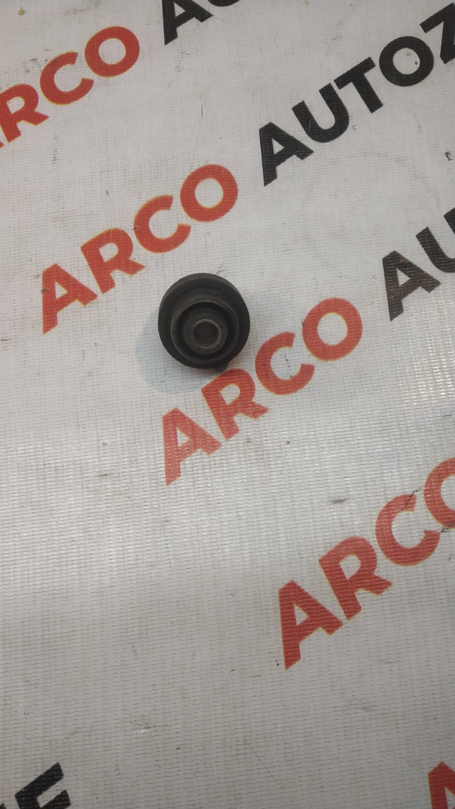 RADIATOR RUBBER SCORPIO EACH