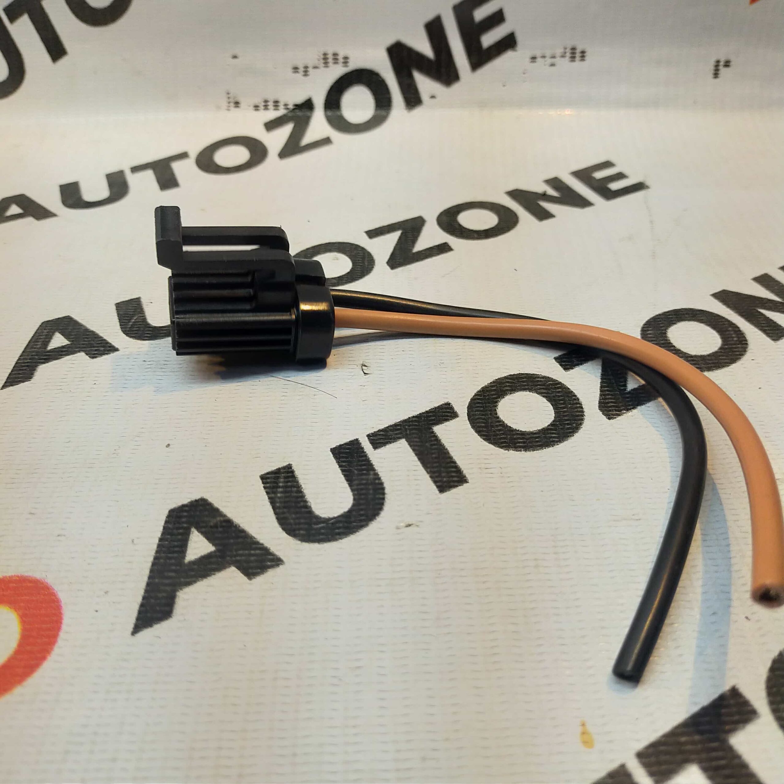 ELECTRONIC COMPONENTS WIRING HARNESS COUPLER FIESTA FIGO FAN MOTOR