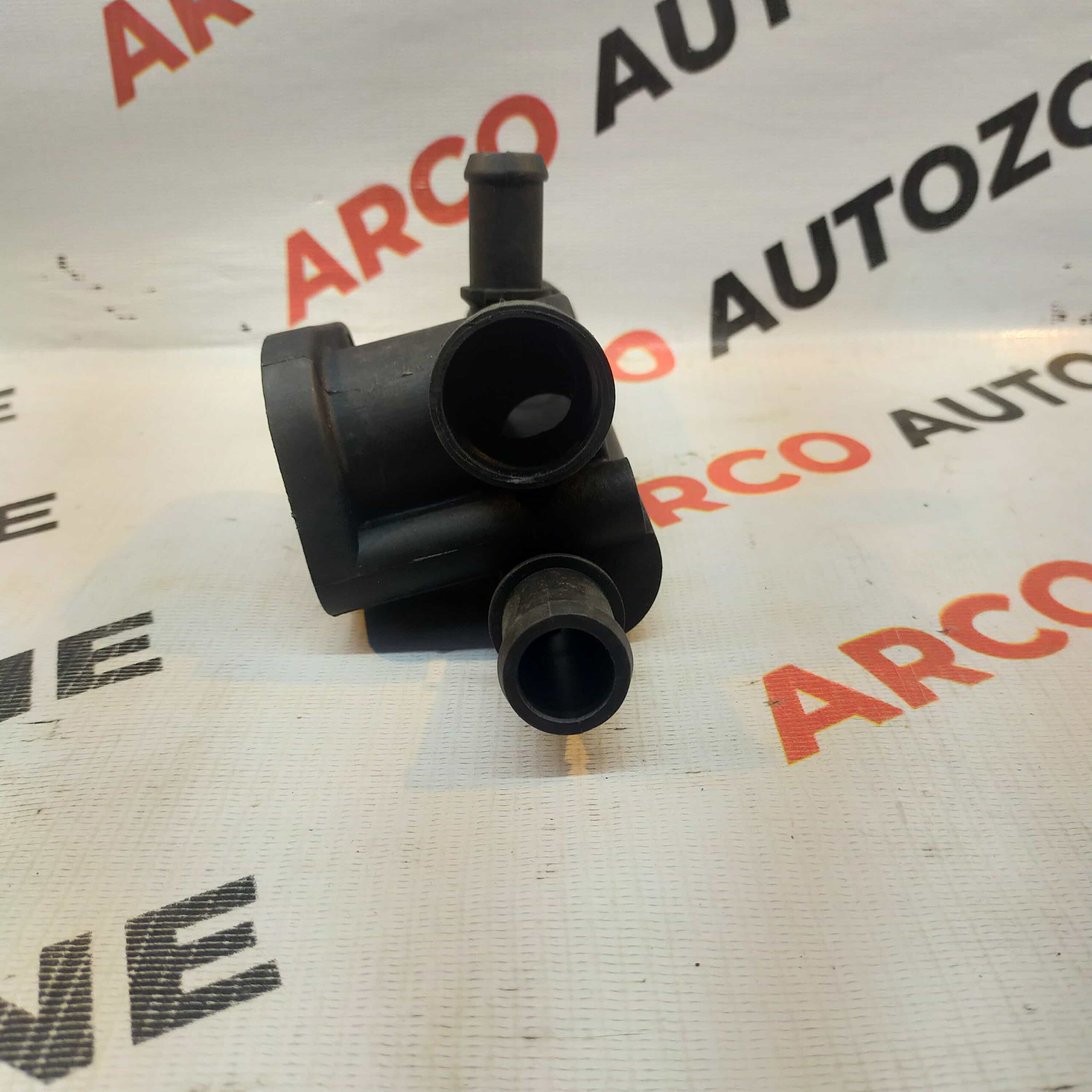 WATER ELBOW OCTAVIA LAURA FABIA 2 BIG 1 SMALL PIPE 038121132D