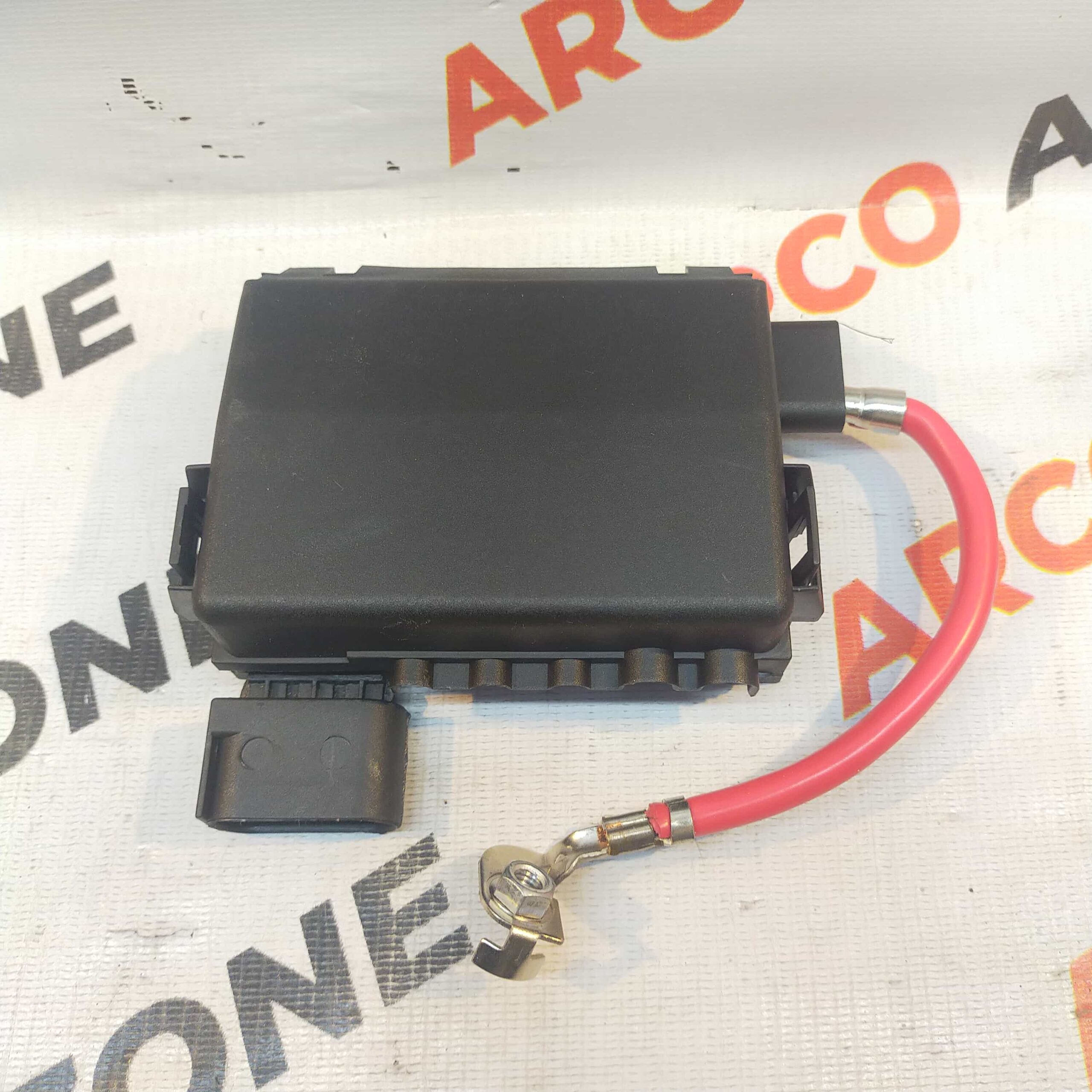 FUSE BOX SUPERB OCTAVIA VW 1J0937617A