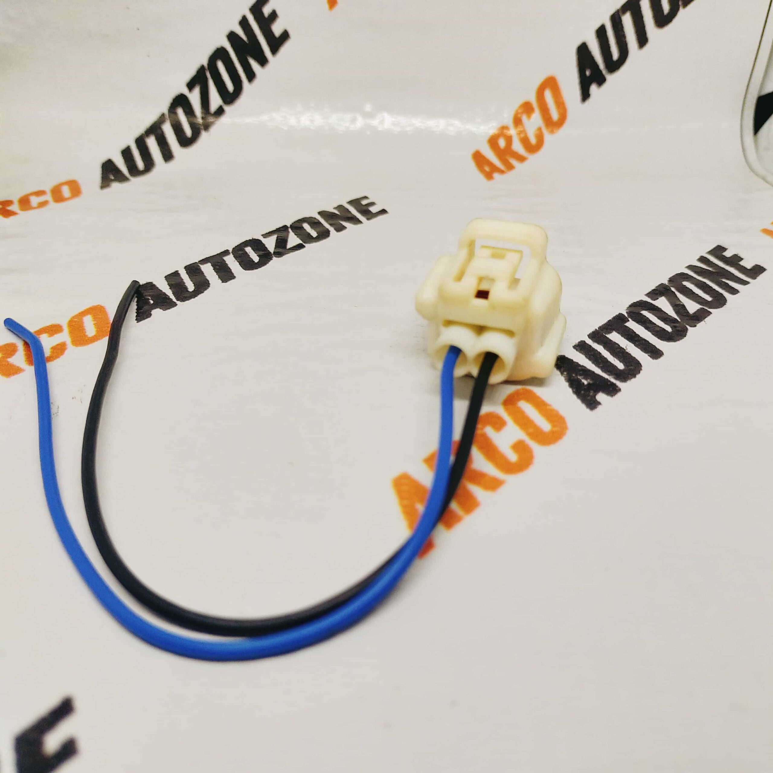 ELECTRONIC COMPONENTS WIRING HARNESS COUPLER FORTUNER 1 8 HYCROSS INDICATOR 2 PIN