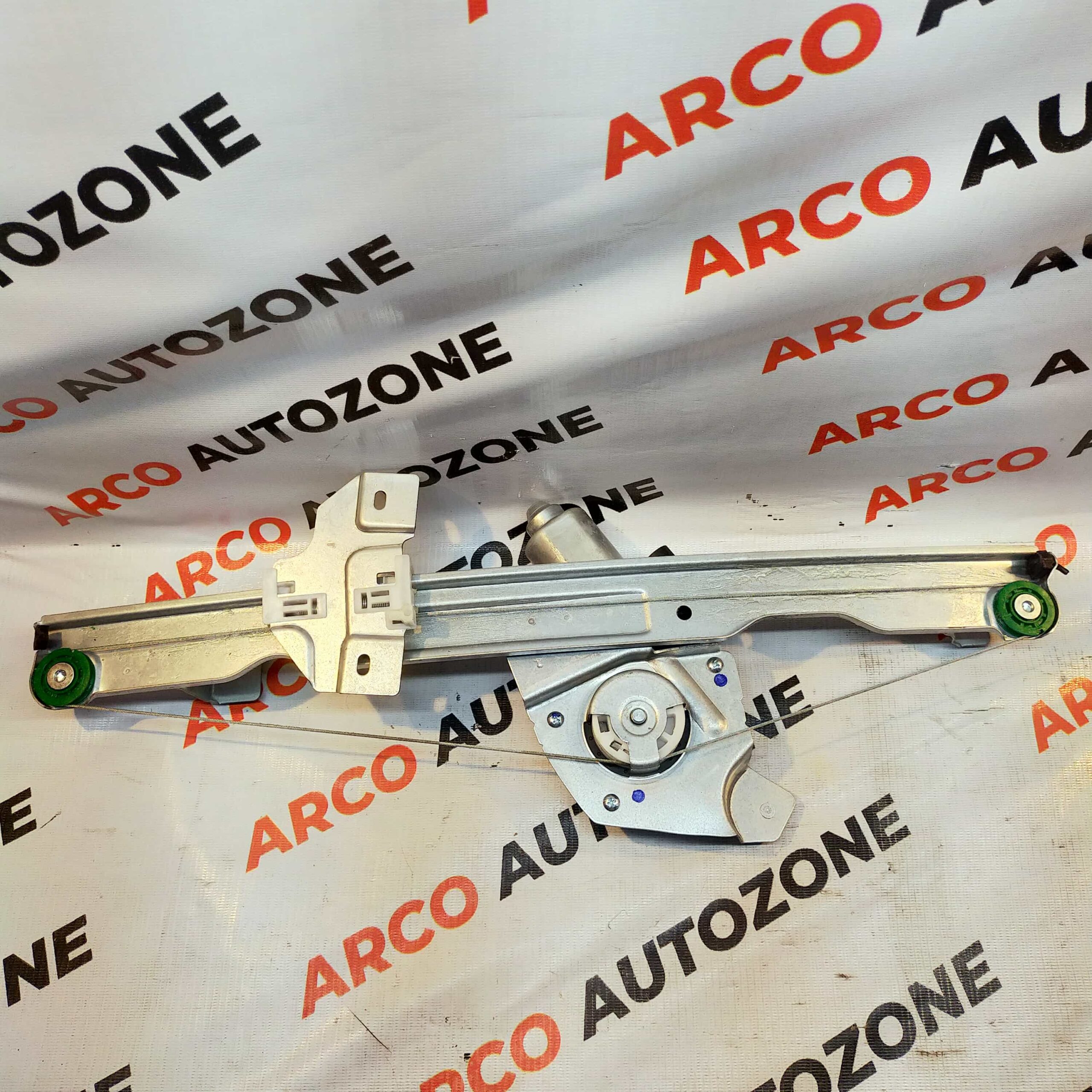 GLASS MACHINE DUSTER TERRANO WITH MOTOR FRONT LEFT