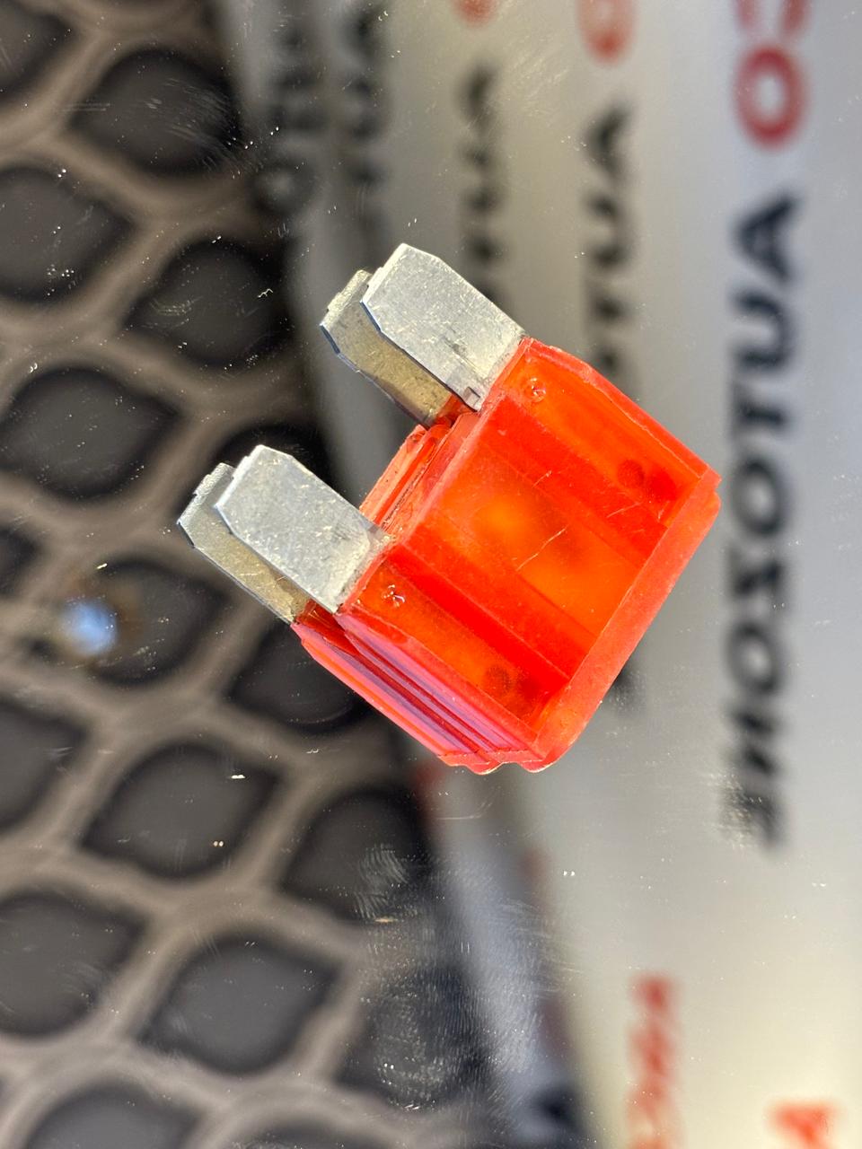 MAXI FUSE 50 AMP RED