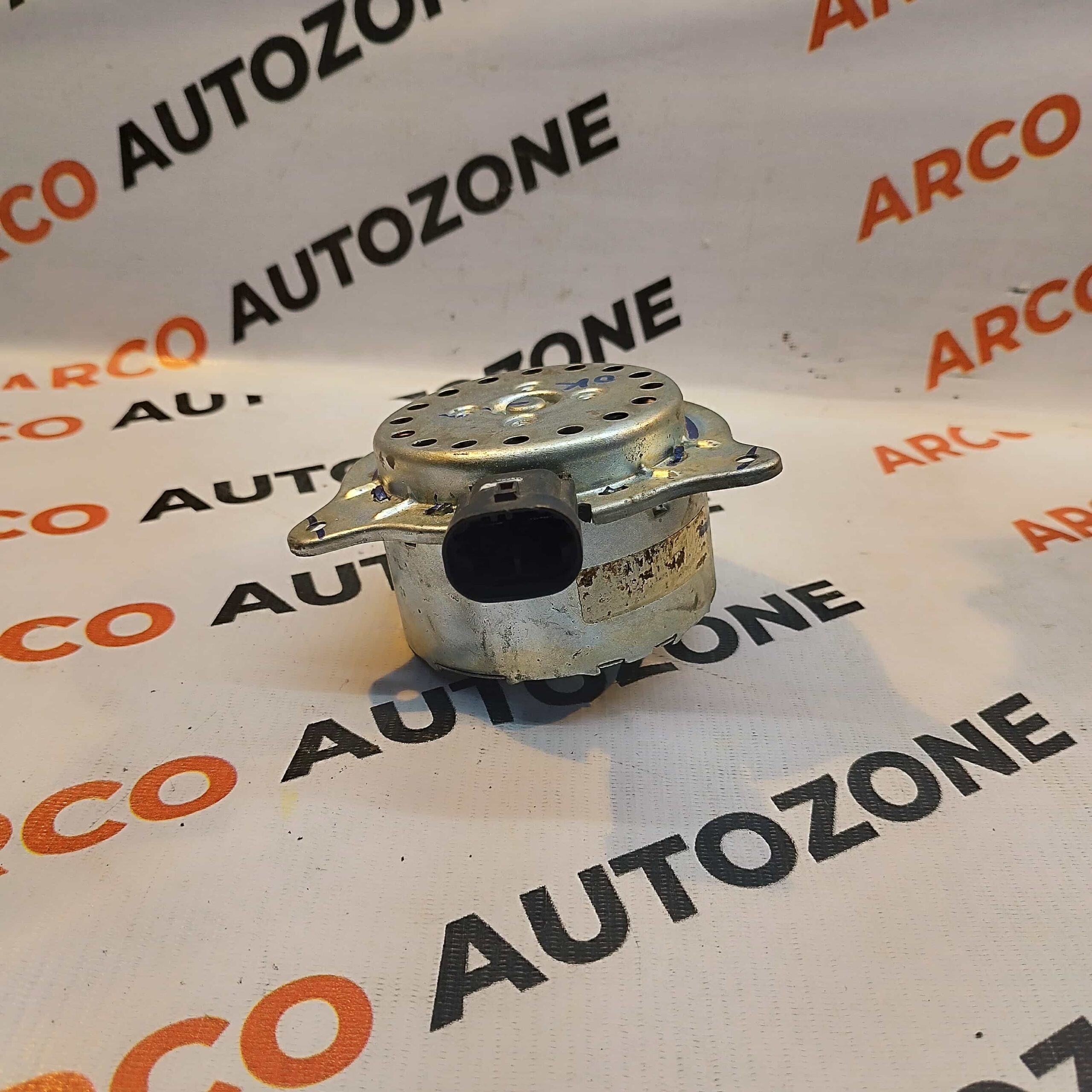FAN MOTOR DUSTER TERRANO 110 USED