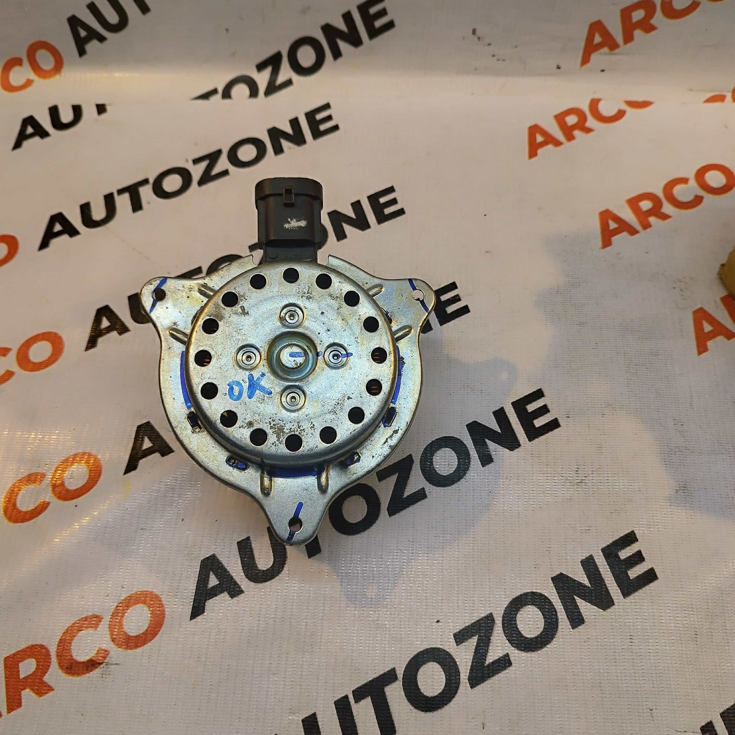 FAN MOTOR DUSTER TERRANO 110 USED
