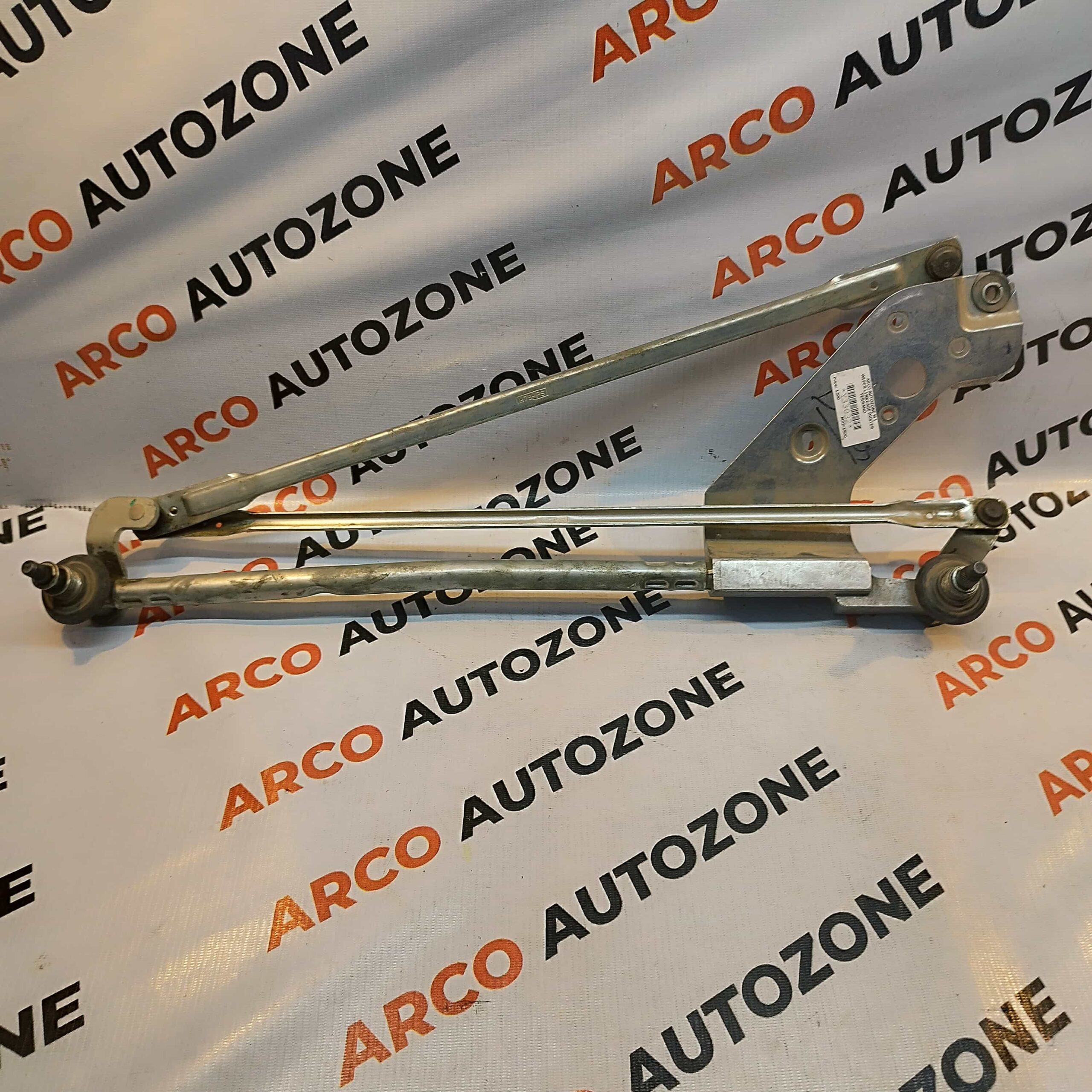 WIPER LINKEAGE DUSTER TERRANO