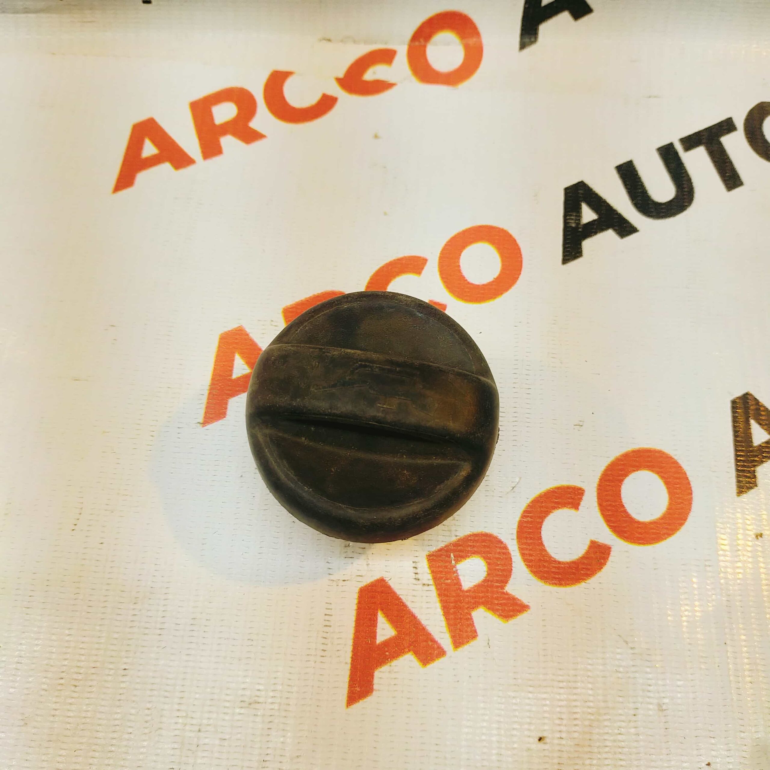 ENGINE OIL CAP