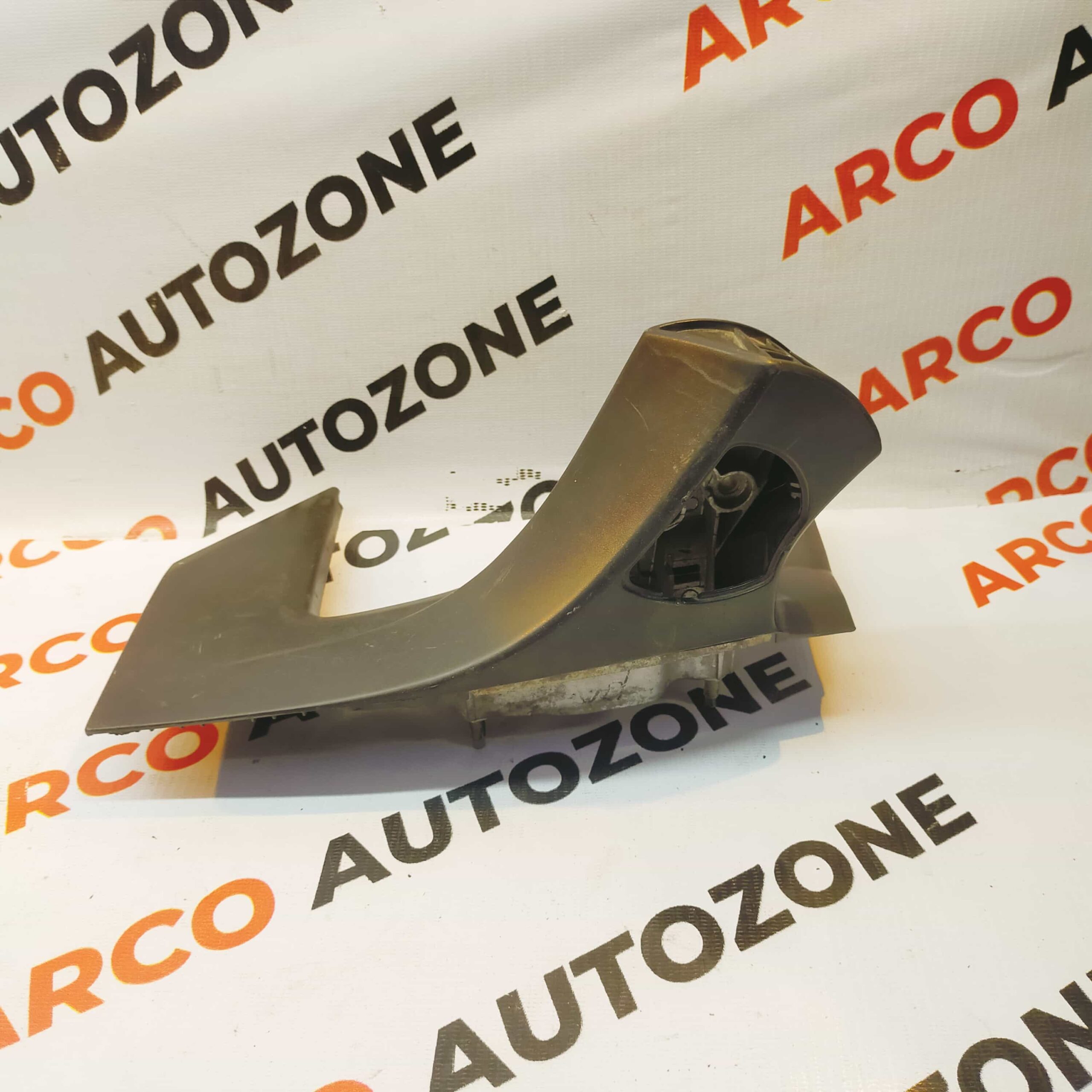 SIDE MIRROR BRACKET ERTIGA LEFT LOT