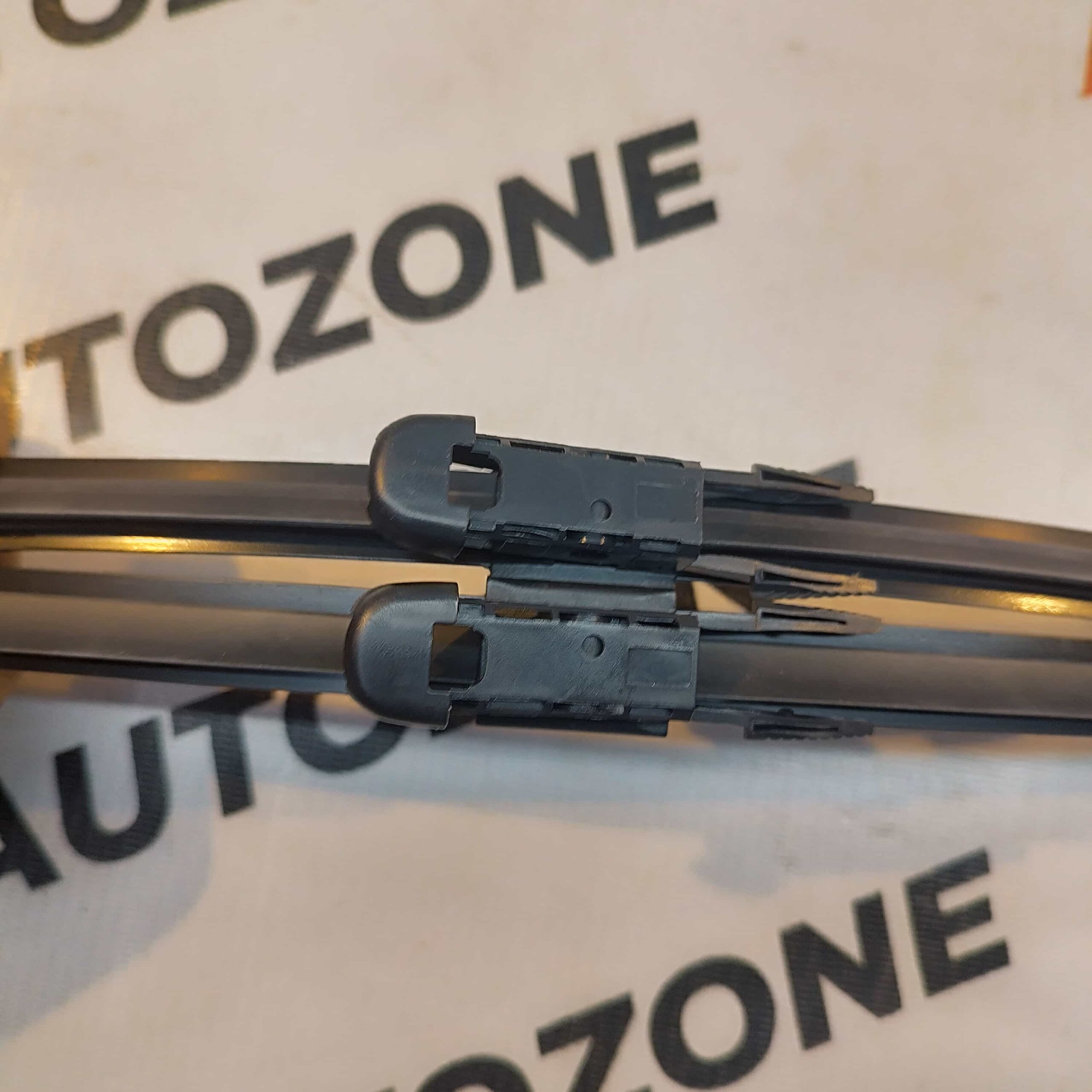 WIPER BLADE FREELANDER TOP LOCK 24 19 GE