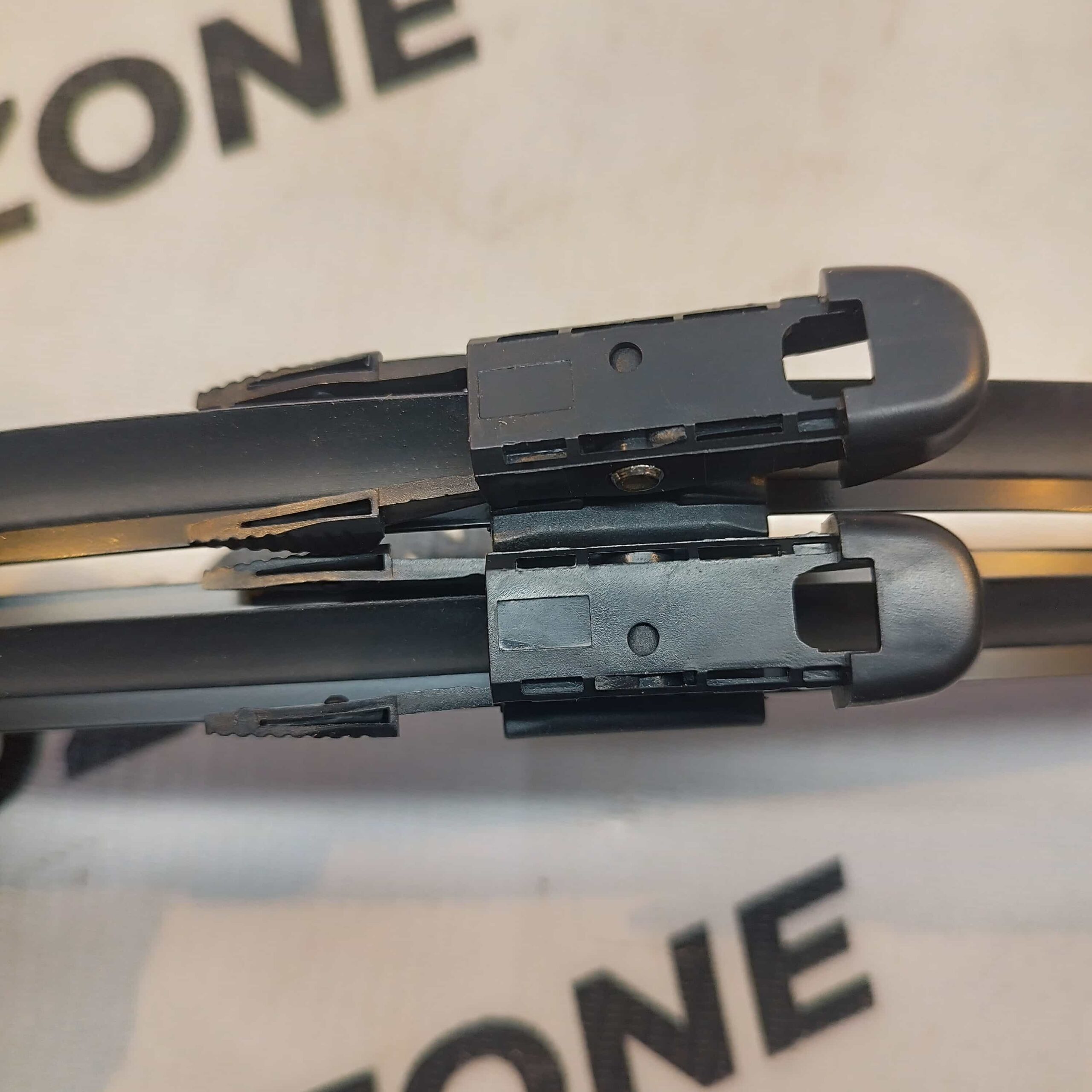 WIPER BLADE XF CLA 200 TOP HOCK 24 19 GE