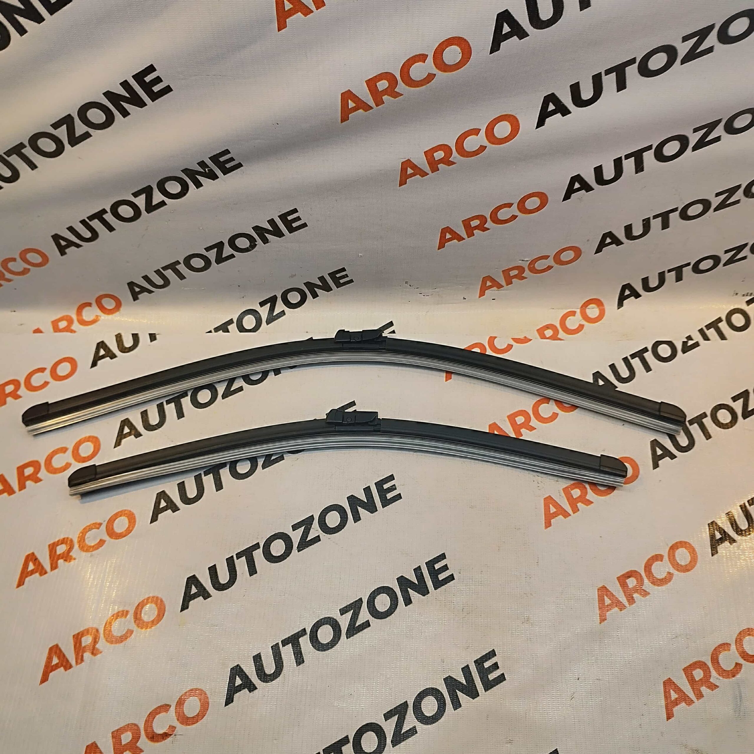 WIPER BLADE LAURA PUSH BIG 24 19 GE