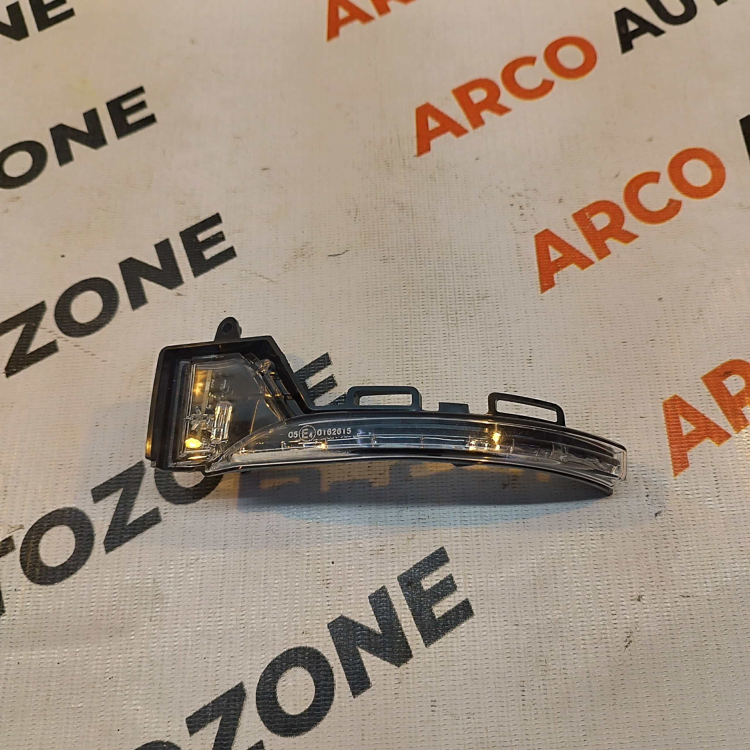 SIDE MIRROR INDICATOR TRIBER MAGNITE KIGER LEFT