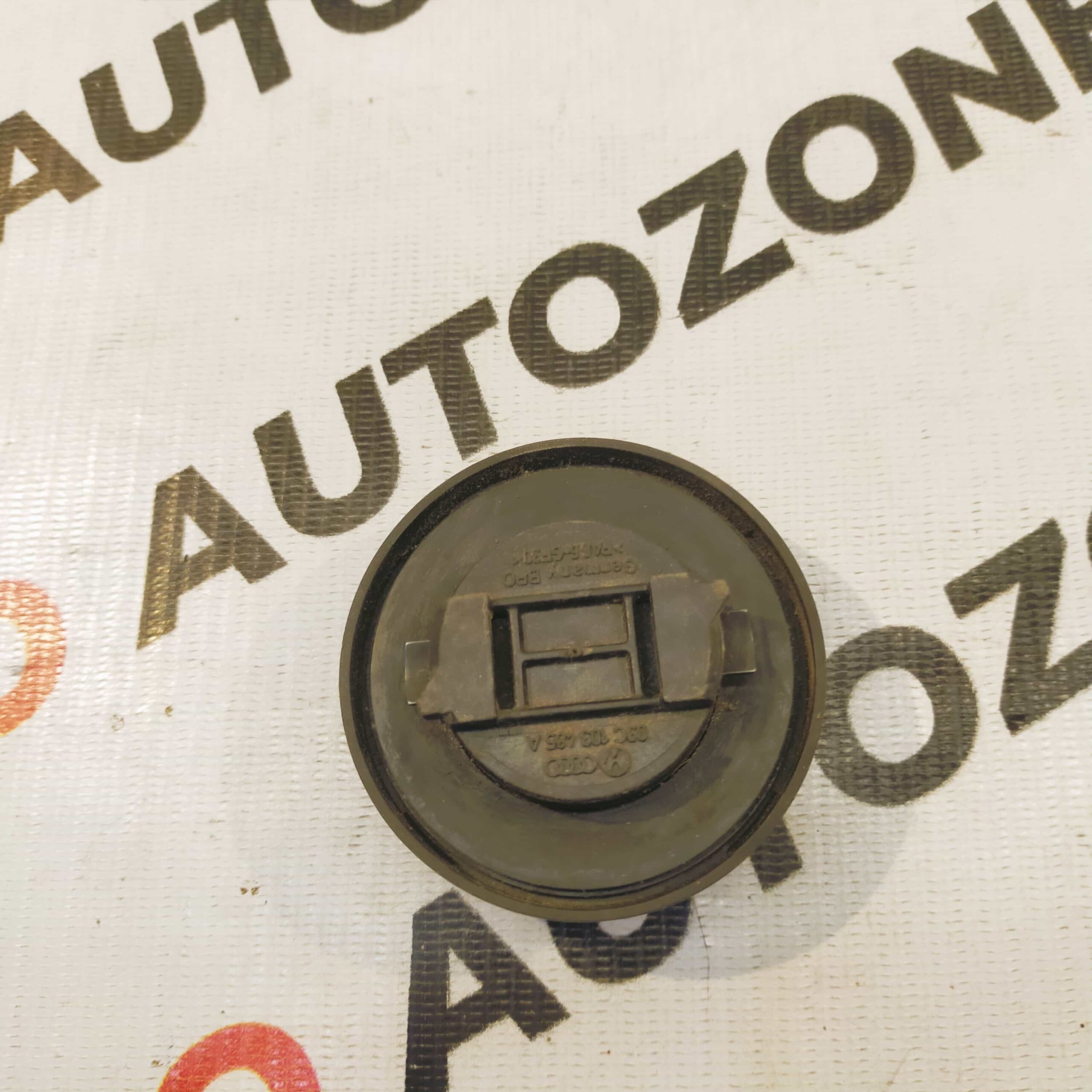 ENGINE OIL CAP POLO VENTO RAPID PETROL VW 03C103485A