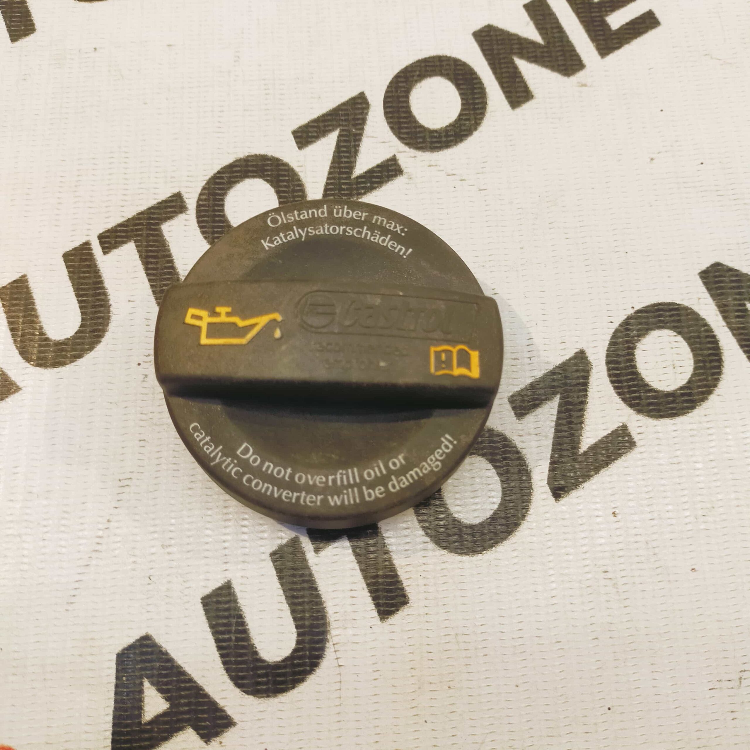 ENGINE OIL CAP POLO VENTO RAPID PETROL VW 03C103485A
