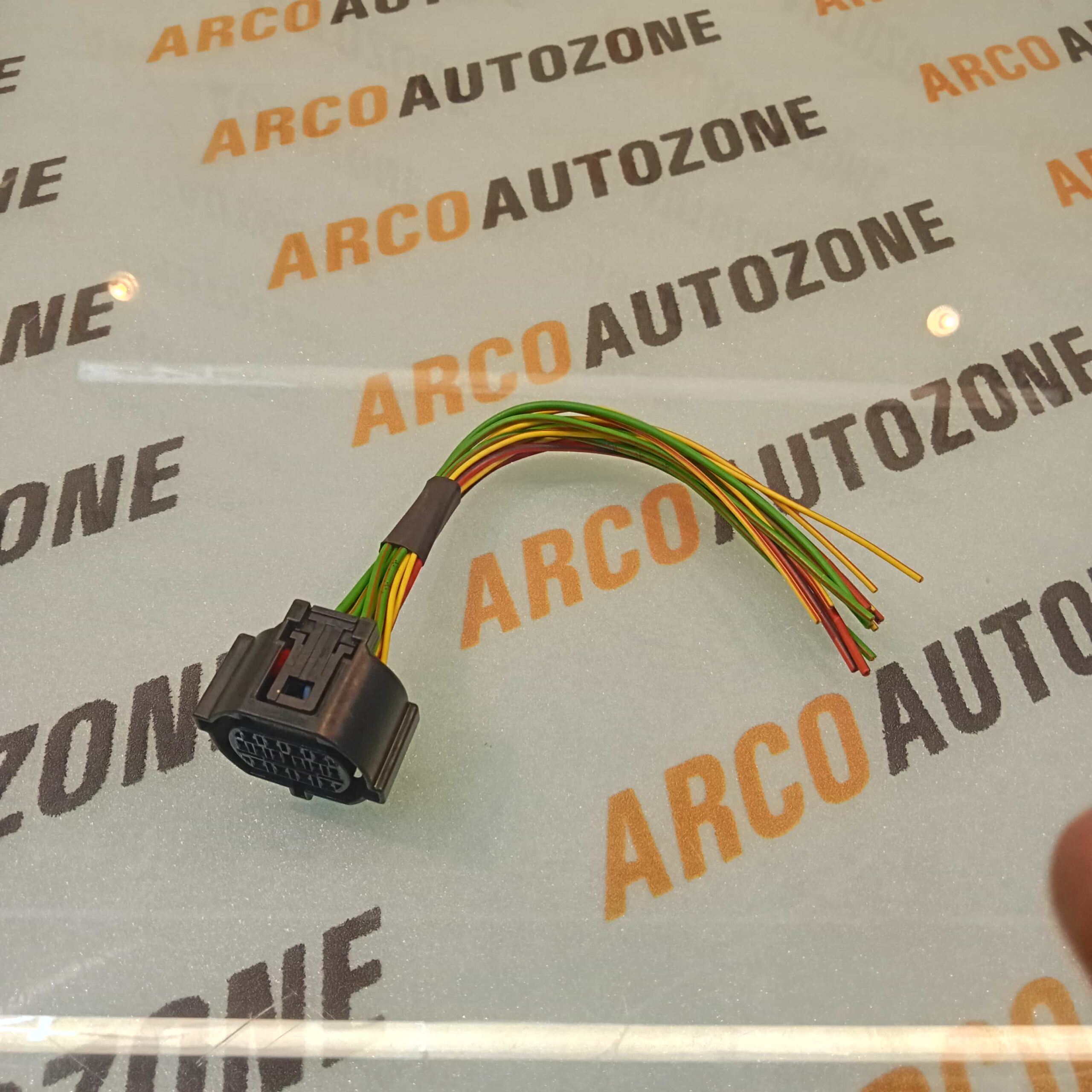 ELECTRONIC COMPONENTS WIRING HARNESS COUPLER HEAD LIGHT I20 20 PROJECTOR 14 PIN