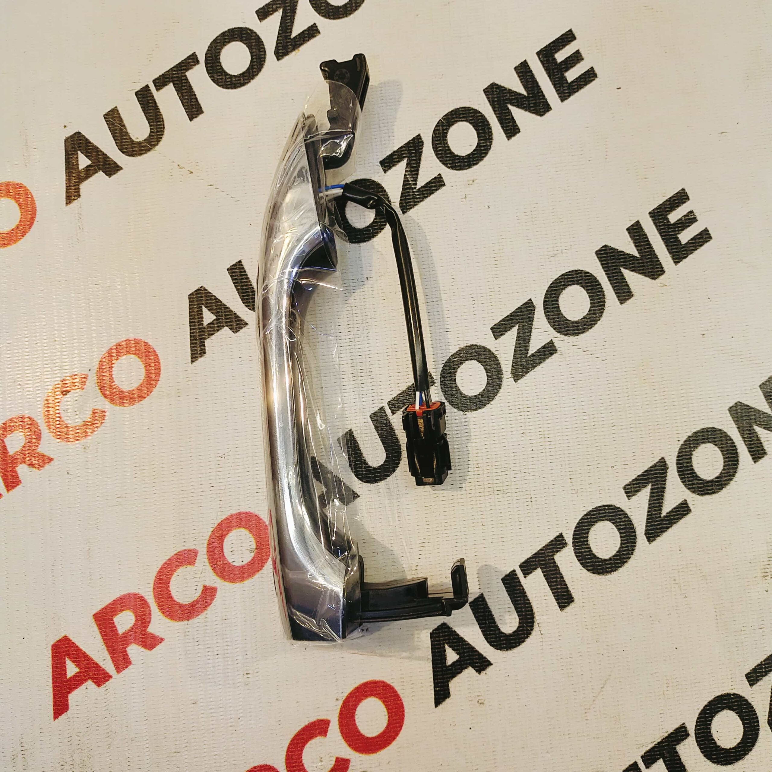 OUTER HANDLE GRAND XCENT FRONT RIGHT WITH SENOR CHROME IMP 82661B4201