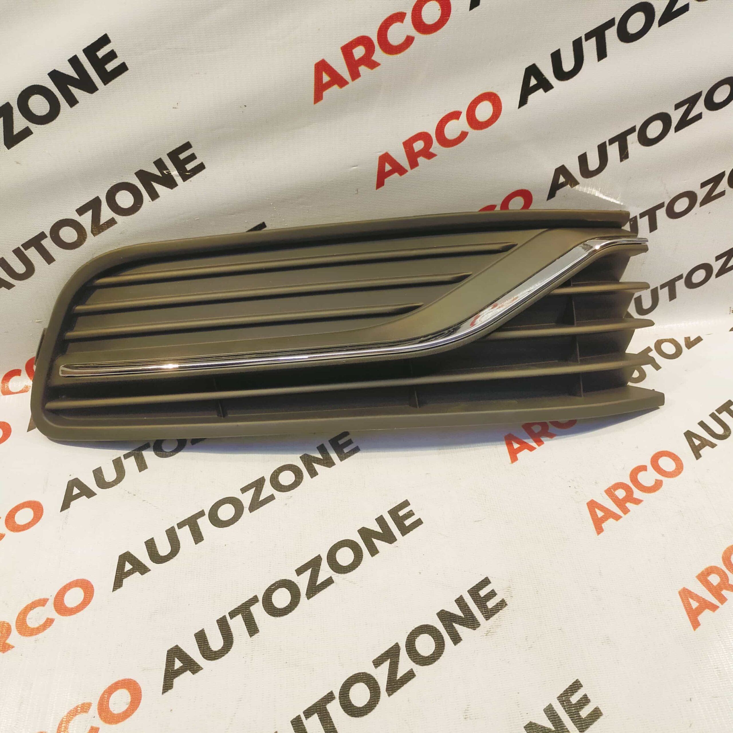 FOG LAMP COVER POLO T2 RIGHT CHR PACK ACC