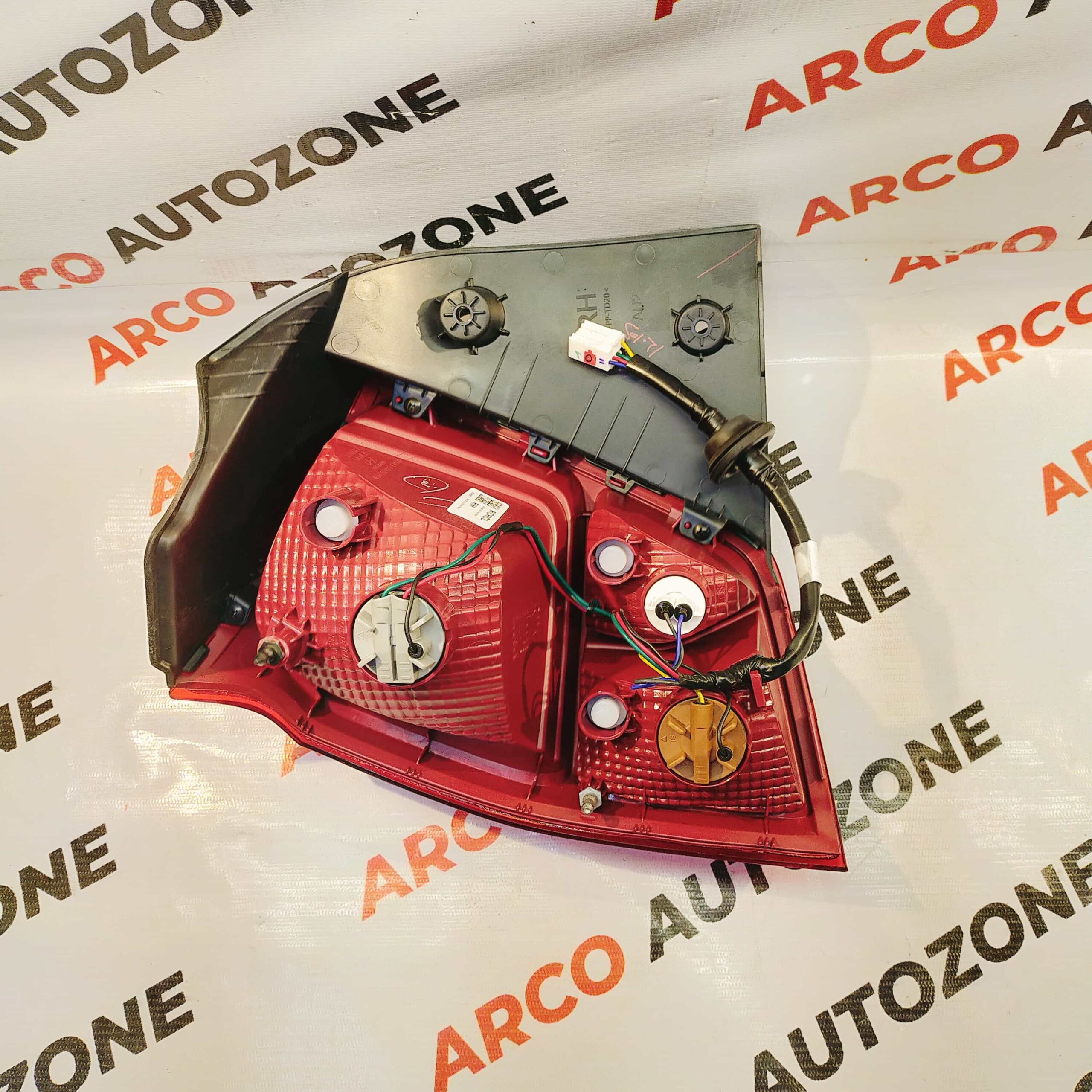 LIGHTING TAIL LIGHT SANTRO 2018 RIGHT HYU 92402C4000