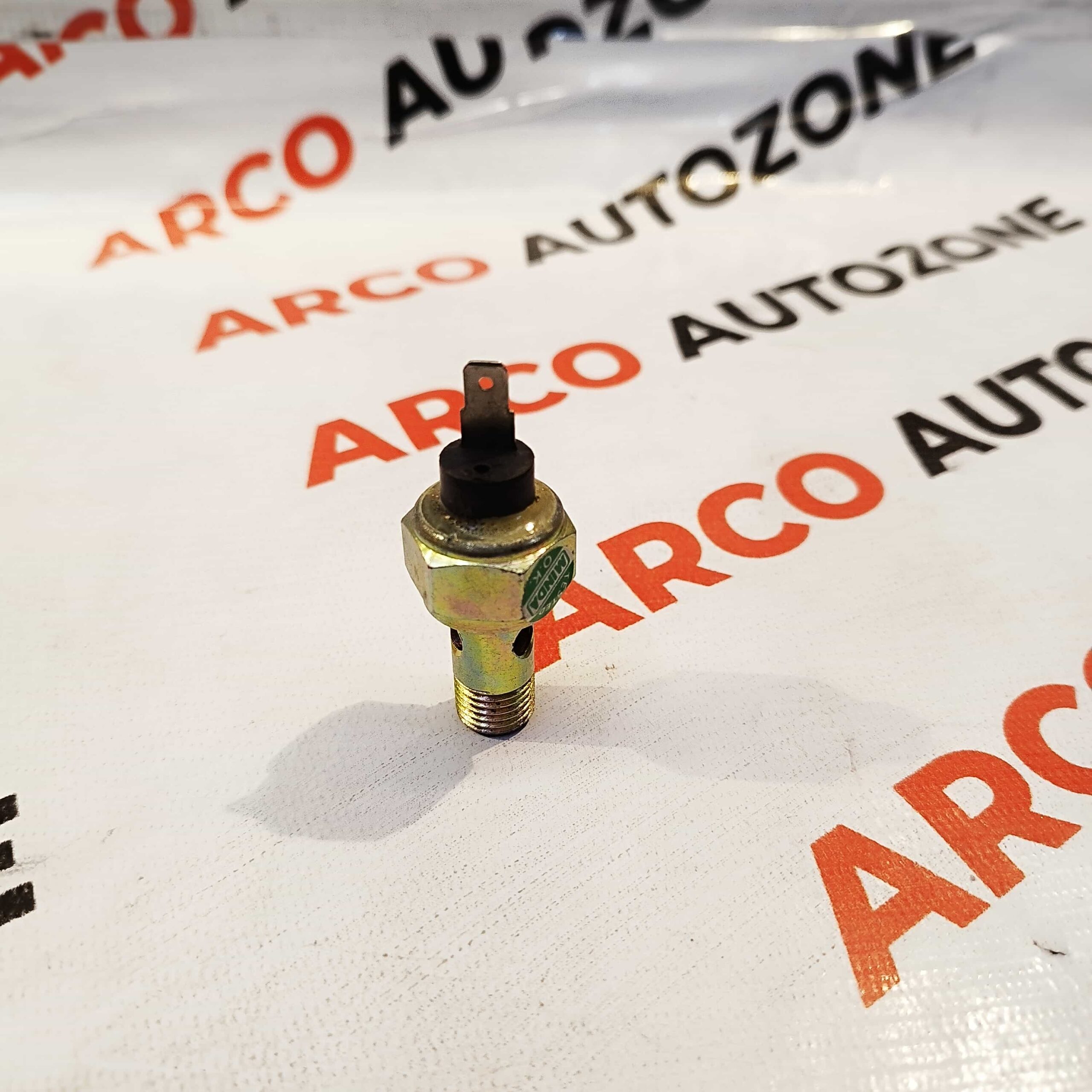 OIL PRESSURE SWITCH INDICA INDIGO HEXA TIGOR TIAGO NEXON SUMO SAFARI WITHOUT WIRE MINDA